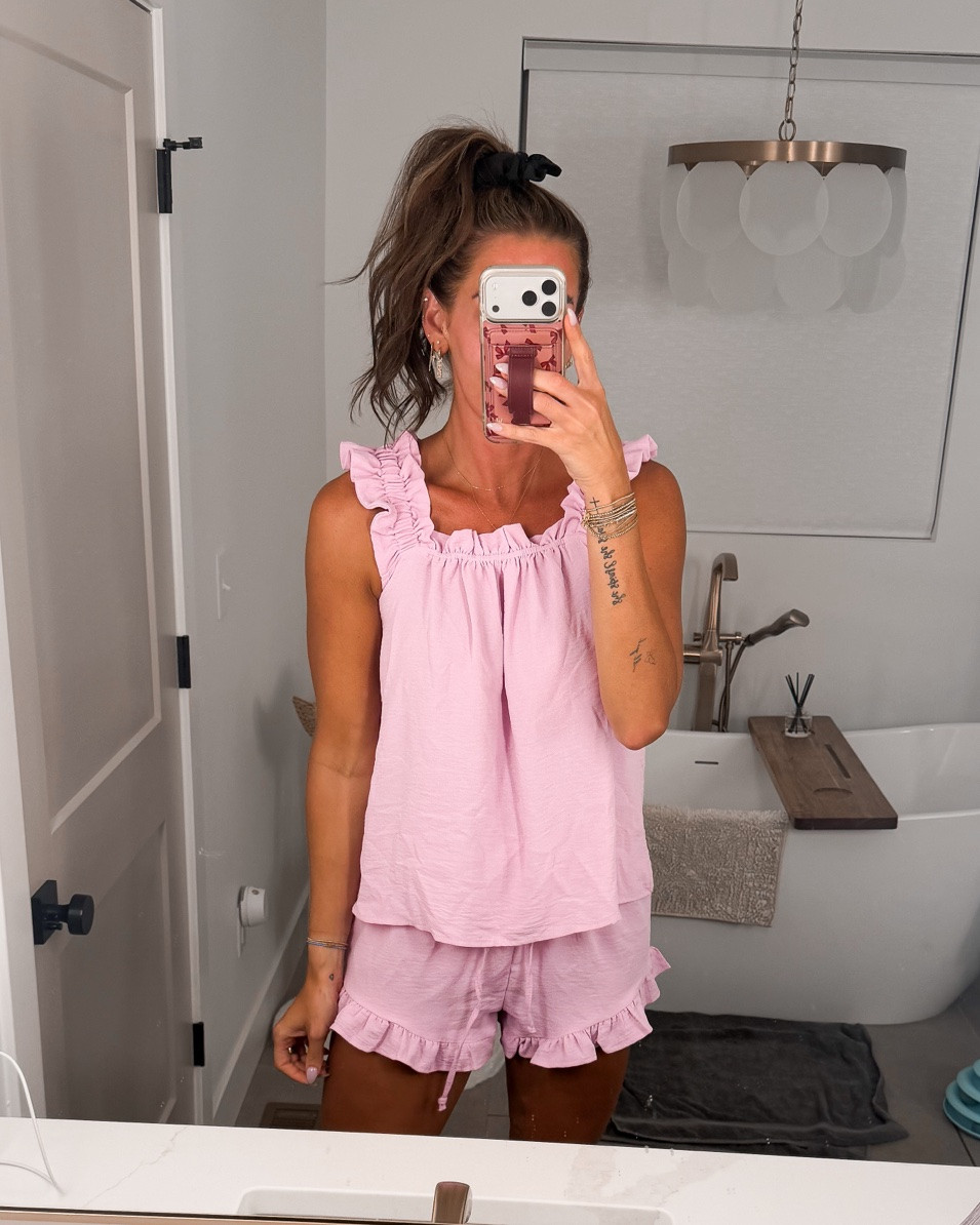 The cutest pj set and amazing quality! I did a small!

#LTKSaleAlert #LTKTall #LTKootd
