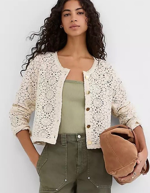 Crochet Cardigan

Beautifully crocheted and punctuated with brushed metallic buttons, this soft cotton blend knit layers your look with bohemian pretty. Crew neck. Long sleeves

#LTKootd #LTKspringtrends #LTKWorkwear