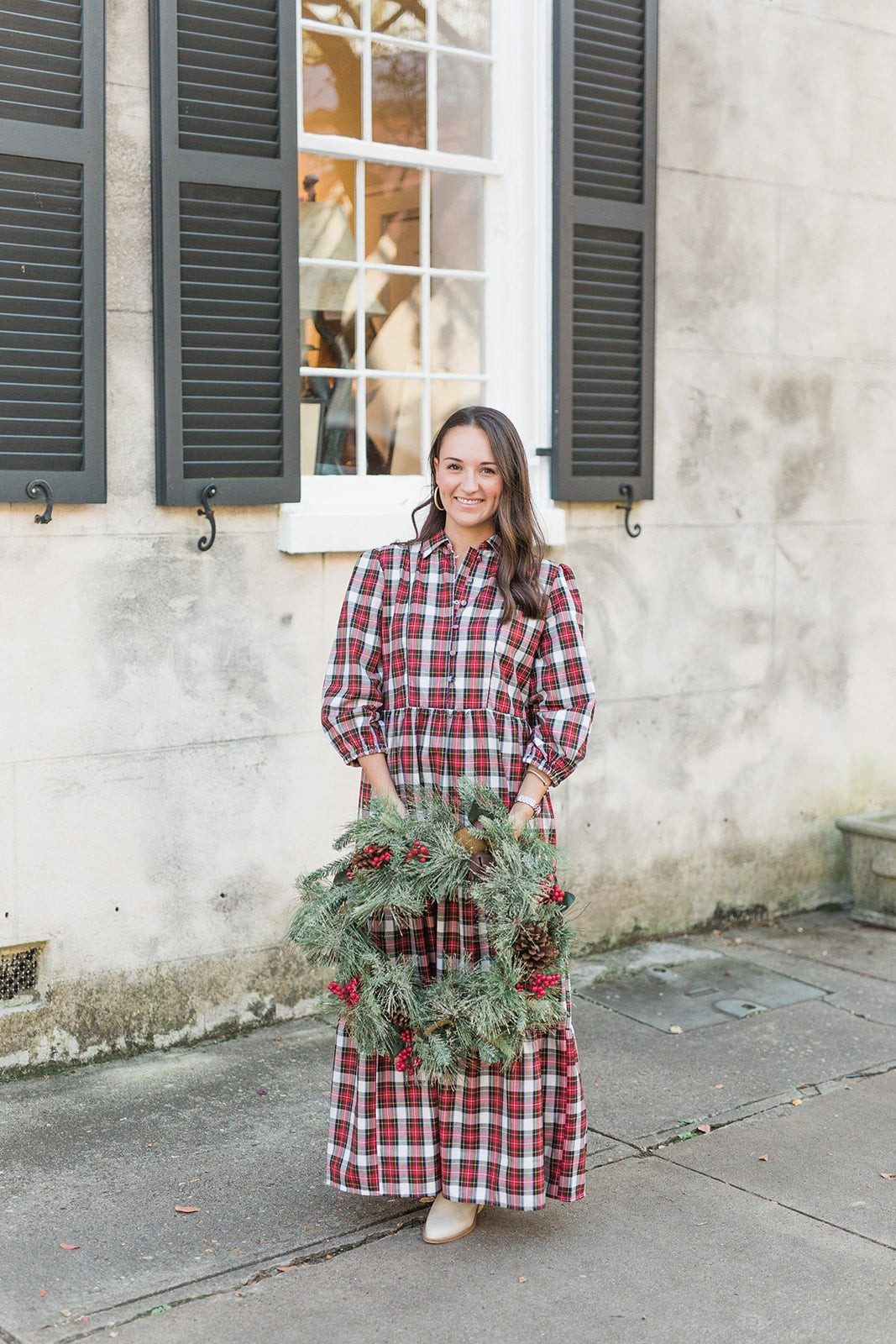 Folly | Merry | Victoria Dunn 