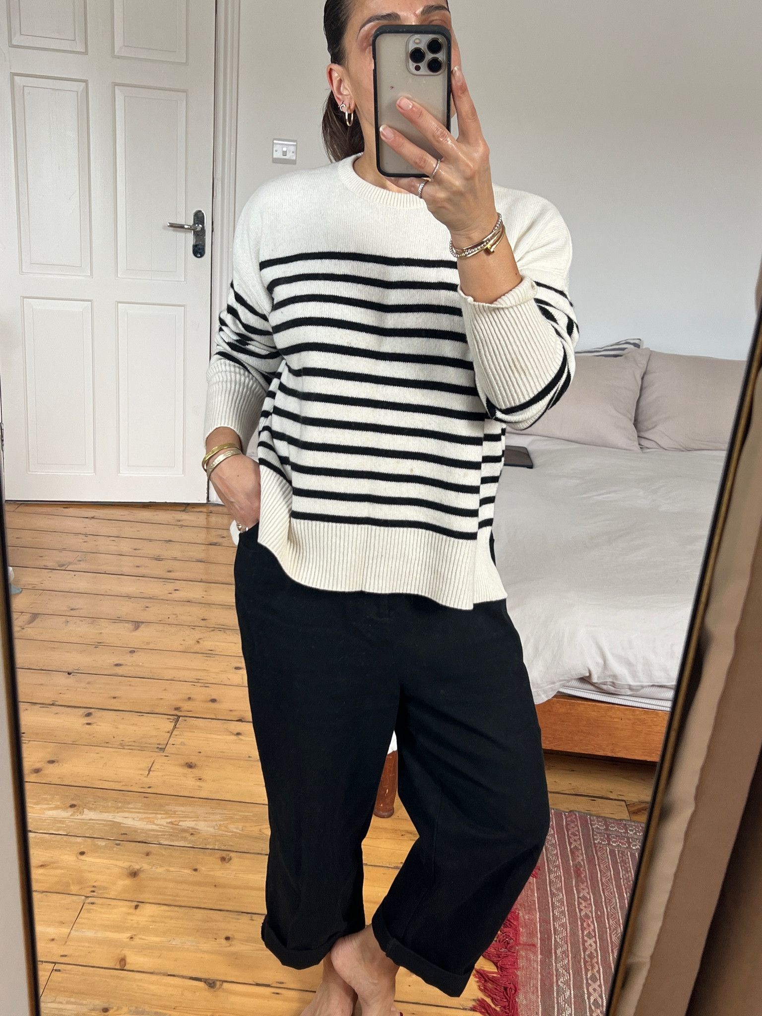 STRIPED SWEATER FOREVER 🖤🤍🖤 Never out of style, the striped Breton Jumper or Breton style sweater is always a classic. Check out these few left at the end of the season woth catching before they go!

Striped jumper
Stripes
Black and white
Modern classic
Natural fibres
Cotton
Wool
Merino wool


#LTKeurope #LTKstyletip #LTKSeasonal