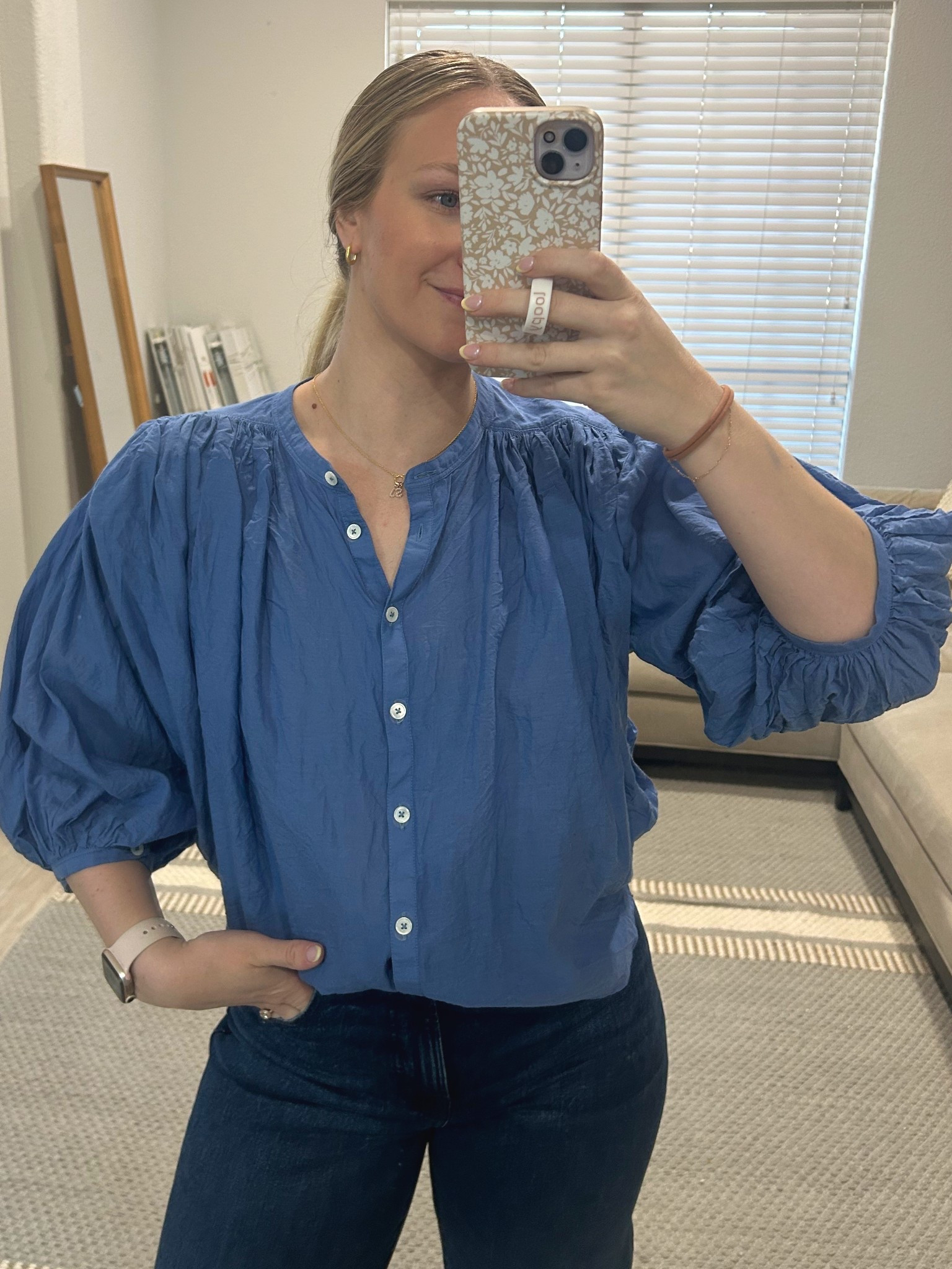 My favorite blouse is on sale! Use code extra30 for an extra 30% off! 



#LTKMidsize #LTKSaleAlert #LTKFindsUnder50