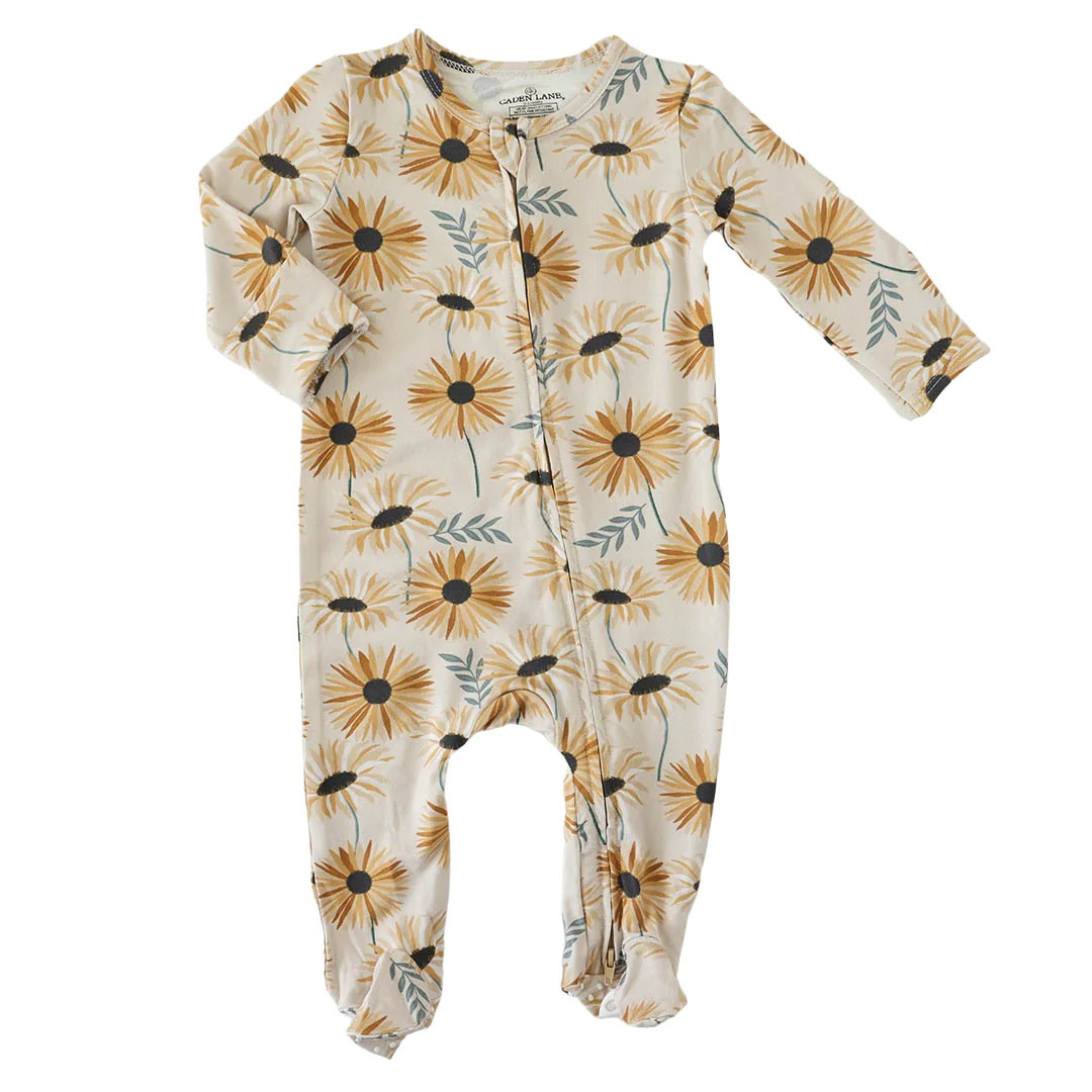 Sunday's Daisy Zipper Footie | Caden Lane