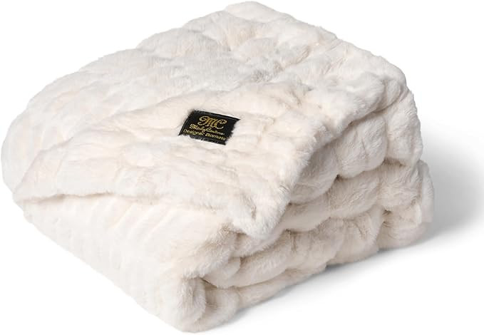 Minky Couture Hugs Blanket - Extra Plush Blanket for Premium Gifting - Stretchy Bubbled Cozy Thro... | Amazon (US)