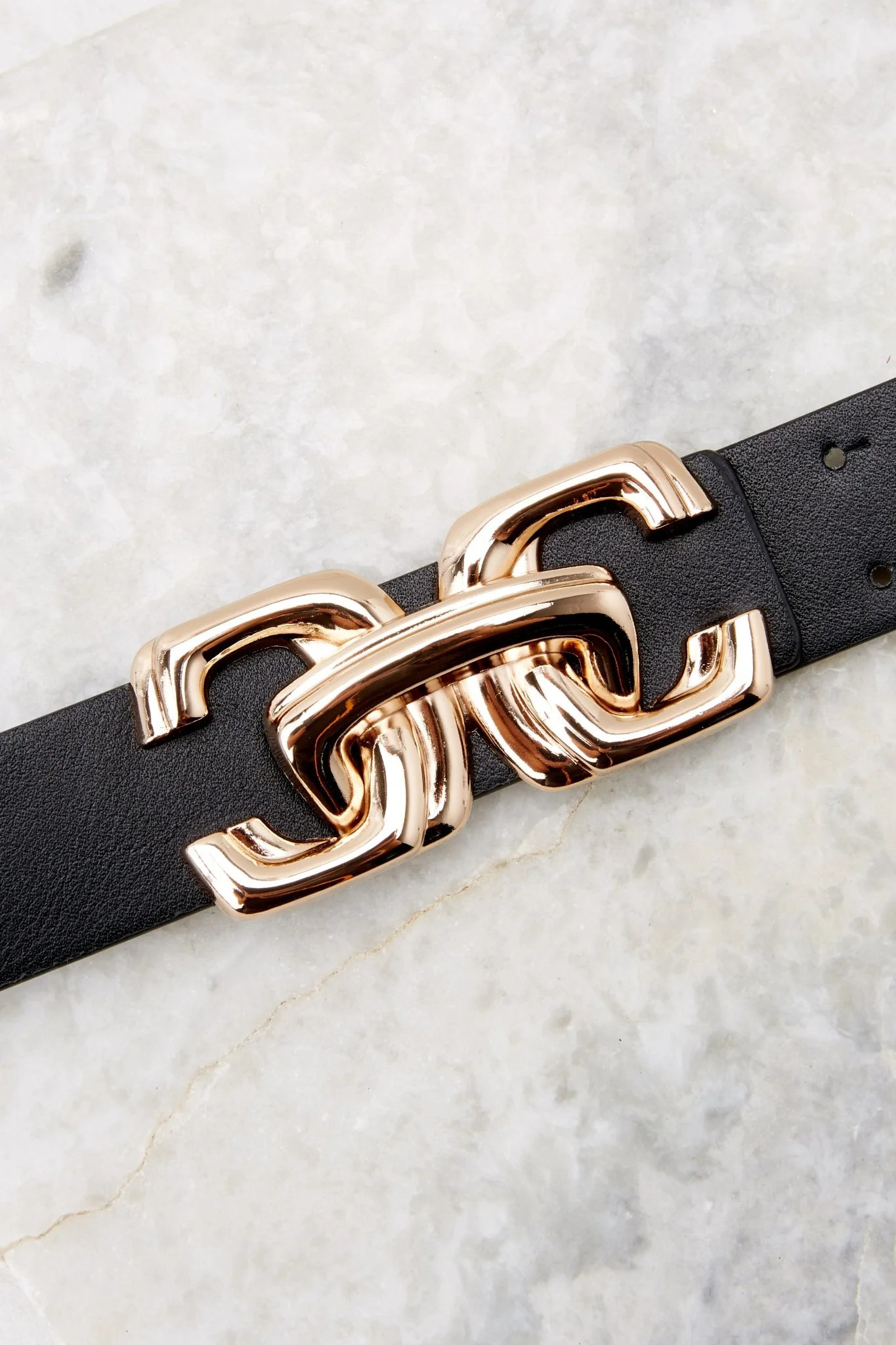 Let Loose Black Belt | Red Dress 