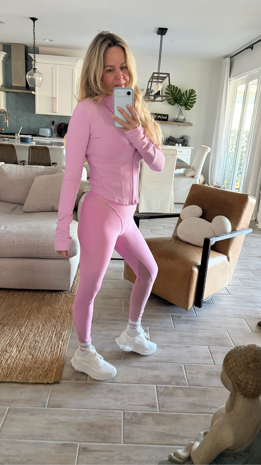 New Alo drop day energy ✨
Pulled this look straight from yesterday’s Alo Access preview and wore it for today’s workout because… priorities.

Wearing the Airlift Rebel Bra, Airlift High-Waist 7/8 Rebel Leggings, and the Airbrush Corset Full-Zip Jacket — finished with my white Alo Runners 🤍
Everything is a size small and officially LIVE & AVAILABLE NOW.

This set is sculpting, compressive, and gives that clean-but-cool Alo edge I love.


#AloYoga #AloNewDrop #AloAccess #LTKFitness #WorkoutStyle #ActivewearEdit #NewDropNow #AirliftSet

#LTKActive #LTKfitnessgoals #LTKootd