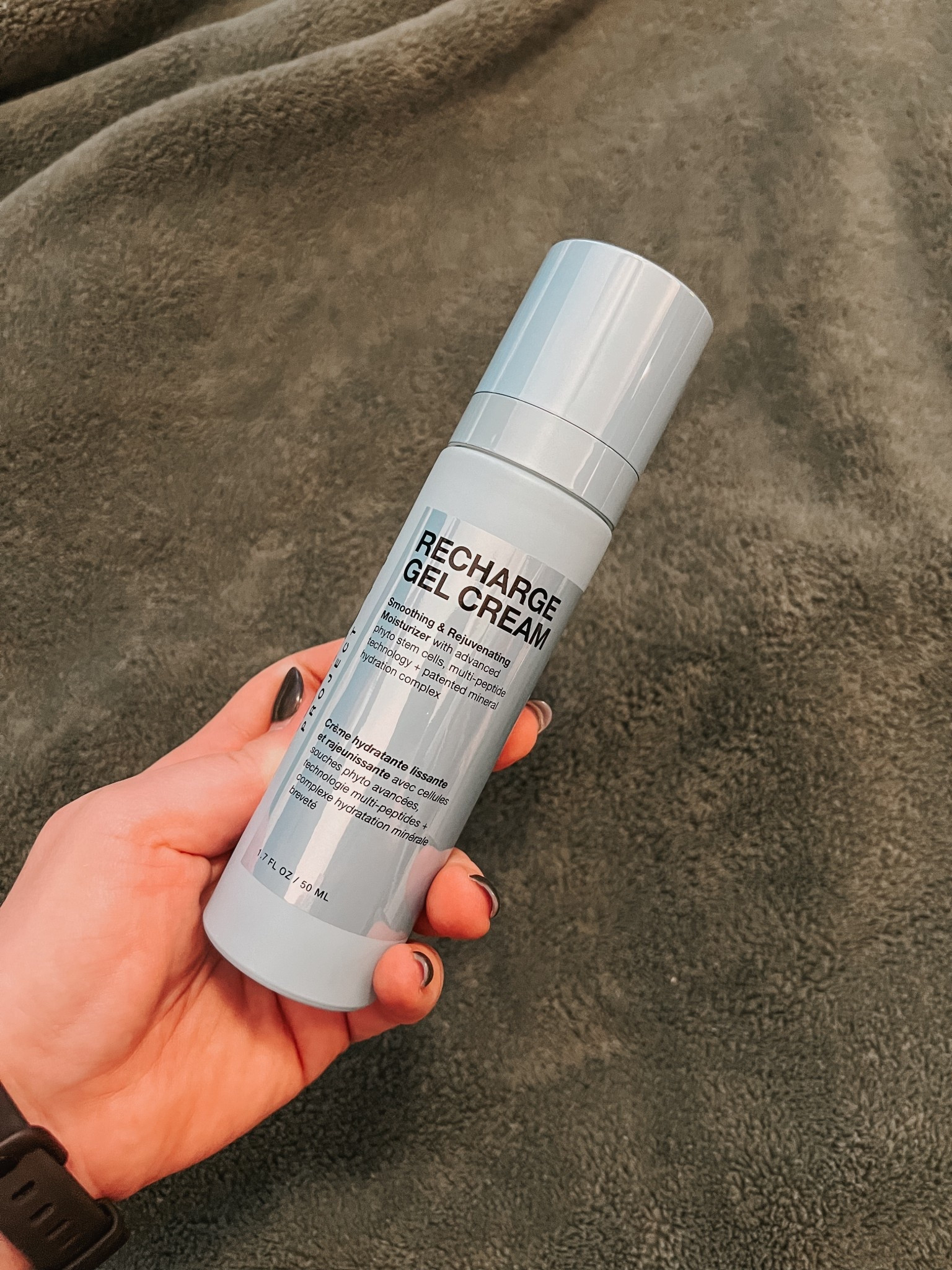 Lightweight, hydrating, and skin-barrier friendly 💧 This gel cream melts in like water and leaves my skin soft, smooth, and refreshed. Love that it’s eczema friendly, too, for sensitive skin! 

#LTKBeauty #LTKSeasonal #LTKFindsUnder50