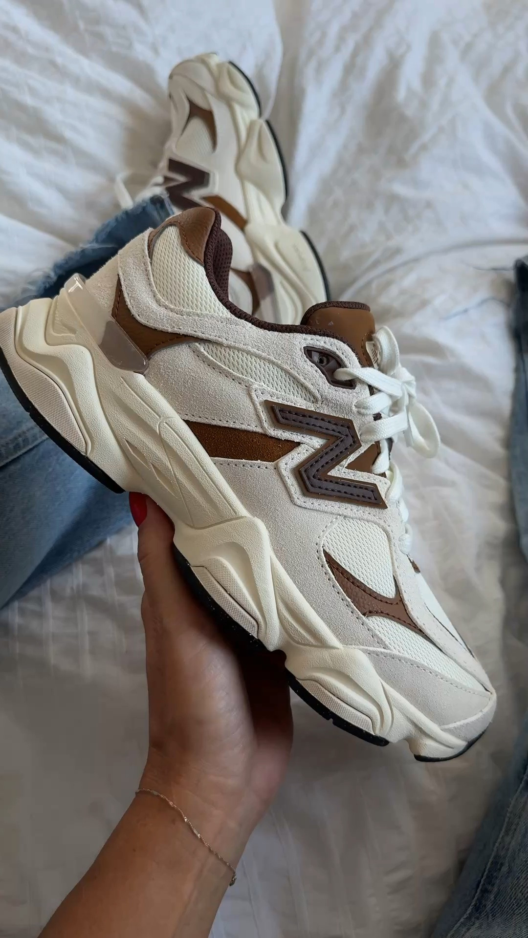New balance 9060 brown sugar latte

#LTKSeasonal #LTKSaleAlert #LTKWorkwear