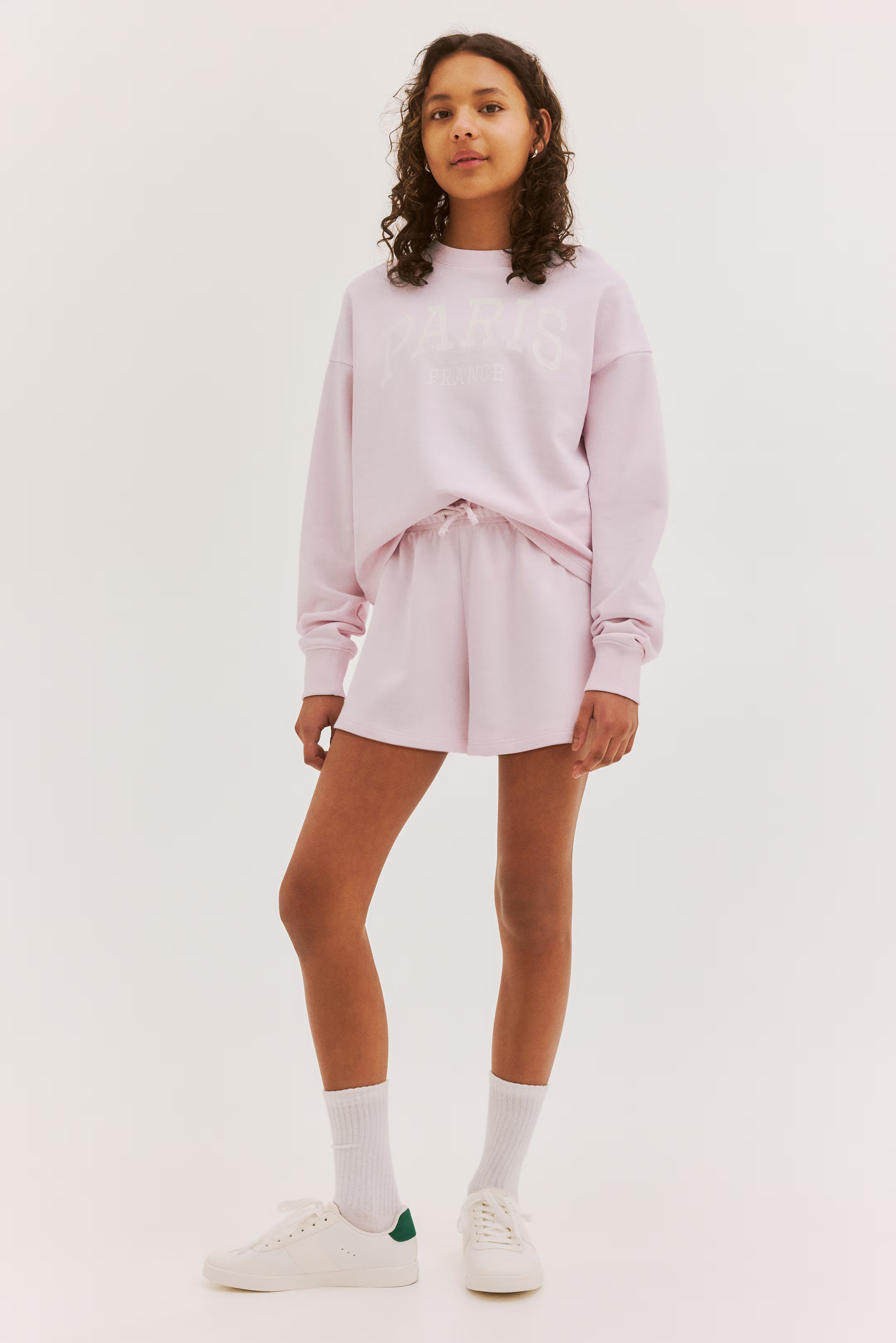 2-Piece Sweatshirt and Shorts Set | H&M (US + CA)