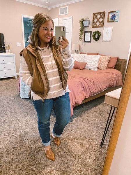 #Ad #Sponsored #WalmartPartner #WalmartFashion @walmartfashion

As a middle school counselor, one of the things I love is showing my students that you can still be fashionable & trendy without spending tons of money! 💰 We all know that many middle school girls are very into looks, so when one of them compliments something I’m wearing, I love getting to tell them I got it at @walmart & watching their surprised reaction. 🤩 I’m sharing a bunch of fall favs on this fine WalMart Wednesday! Check them out in my blog post from today or on my LTK page — links in bio!

Walmart, fall outfits, jeans, fall fashion

#LTKstyletip #LTKmidsize #LTKSeasonal