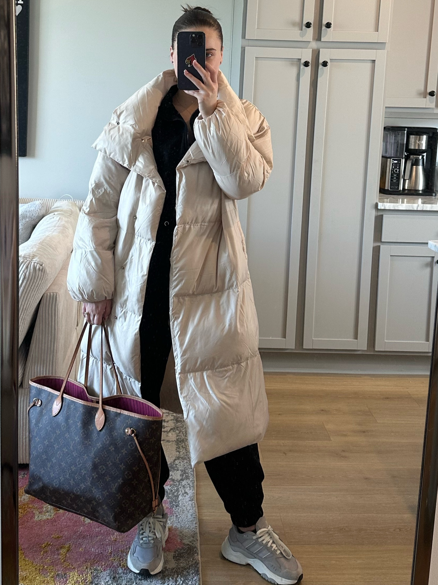 THIS puffer coat is LOVE✨

Puffer coat
Long puffer jacket 
Full length hooded puffer coat
Long line puffer coat 
Comfiest winter coats


#LTKSeasonal #LTKstyletip