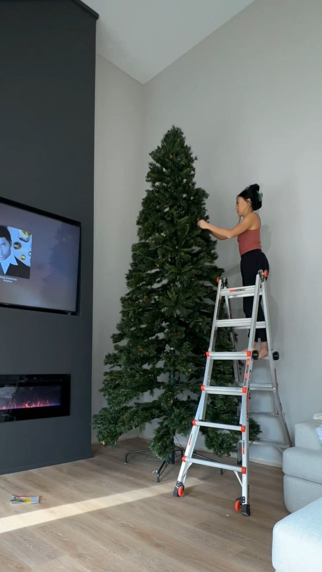 put up our 12’ Christmas tree with me and Evan🌲

#LTKHome #LTKSeasonal #LTKHoliday