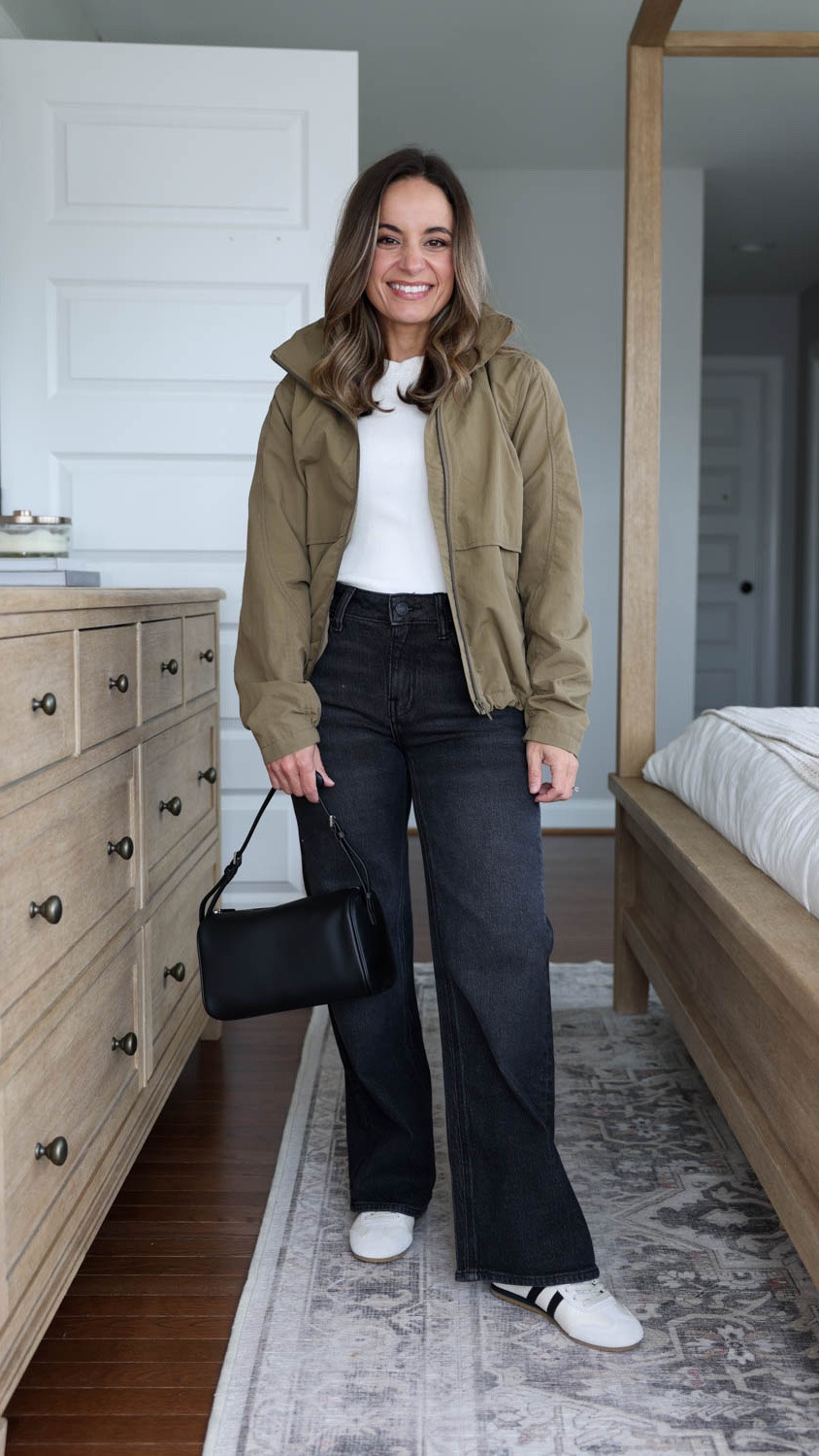 I love this windbreaker jacket from @Quince for early fall. It’s water resistant with a stowable hood. Great for a rainy day or as a light casual jacket. 

Everyday Fleece Sweatshirt: xs in light heather gray 
Luna Relaxed Straight: 24 (28”) in charcoal black
Windbreaker: xs in praline 
Cotton Cashmere Fitted Ribbed Cardigan: xs in mountain spring blue 
Cotton Jersey Boat Neck Tank: xs 
Sneakers: recommend ½ size up

#quincepartner
