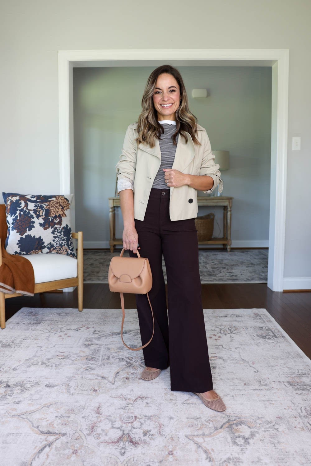 Five outfit ideas with a pair of brown pants for petites! 

Pants (J.Crew Factory): petite 24 / 10” rise / 28” inseam / true to size fit 

Jacket (Aritzia): xxs 
Striped top (Madewell): xxs 
Ballet flats (Dolce Vita): true to size 

For size comparison: 32”, 24”, 36” / 25” ankle inseam 27.5-28” full length inseam

#LTKPetite