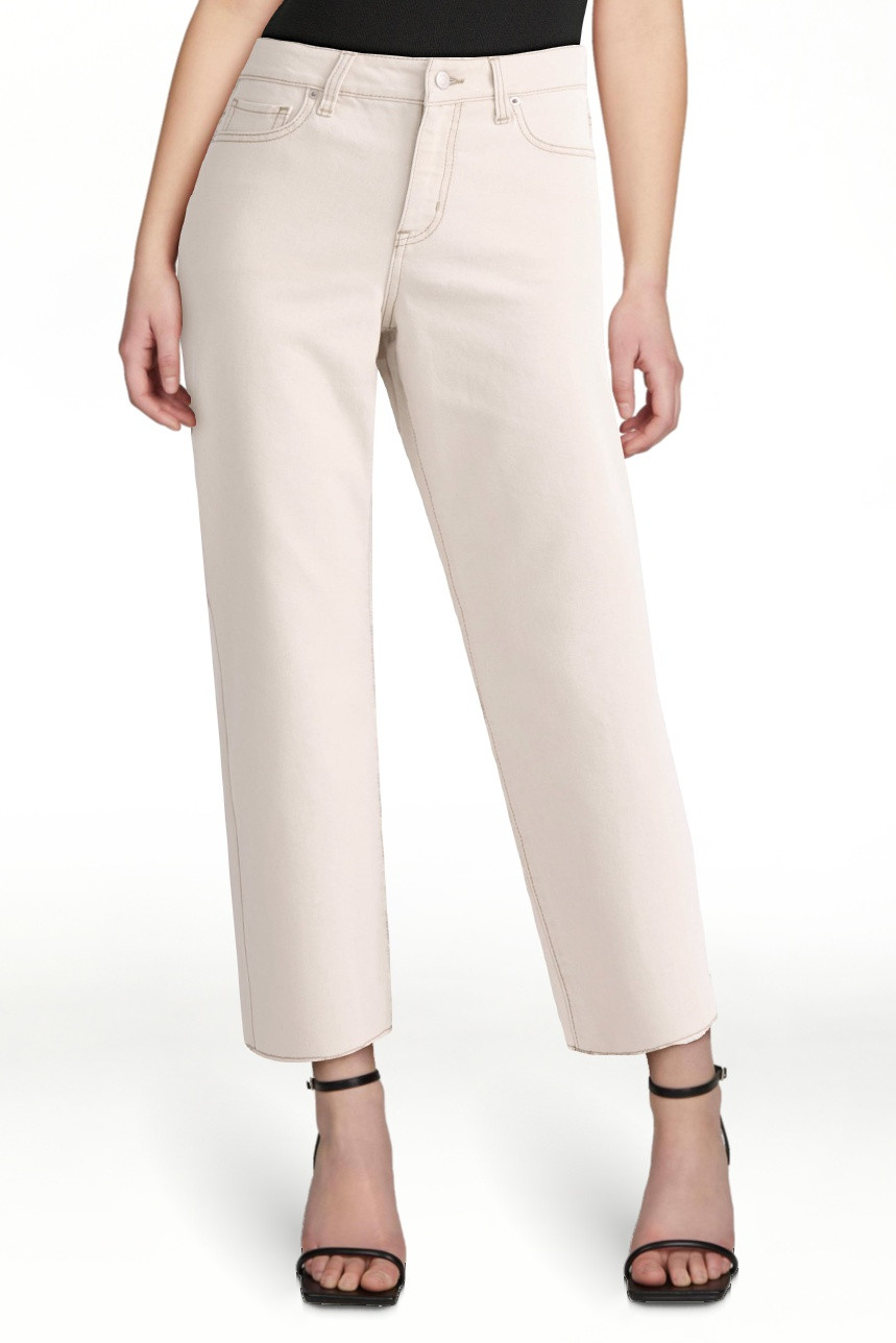 Time and Tru Women's Cropped Flare Jeans with Raw Hem, 26” Inseam, Sizes 2-20 | Walmart (US)