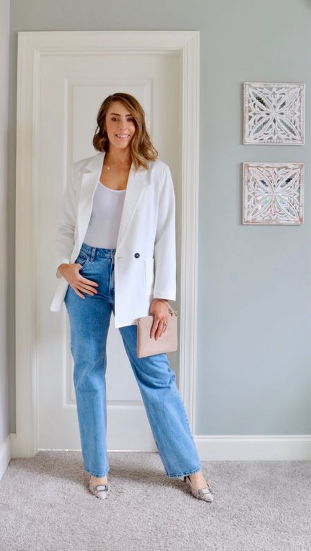 Check out this lighter professional and casual outfit for work or play!

White blazer, oversized blazer, white bodysuit, Apple Watch, Abercrombie denim, Abercrombie jeans, Spring trends, new denim, work outfit, snake skin heels, wristlet, pointed toe heels, tall women fashion, tall girl fashion, tall jeans for women

Blazer - large
Bodysuit - medium 
Denim - 29 long
Shoes - 11

#LTKfindsunder100 #LTKSeasonal #LTKstyletip