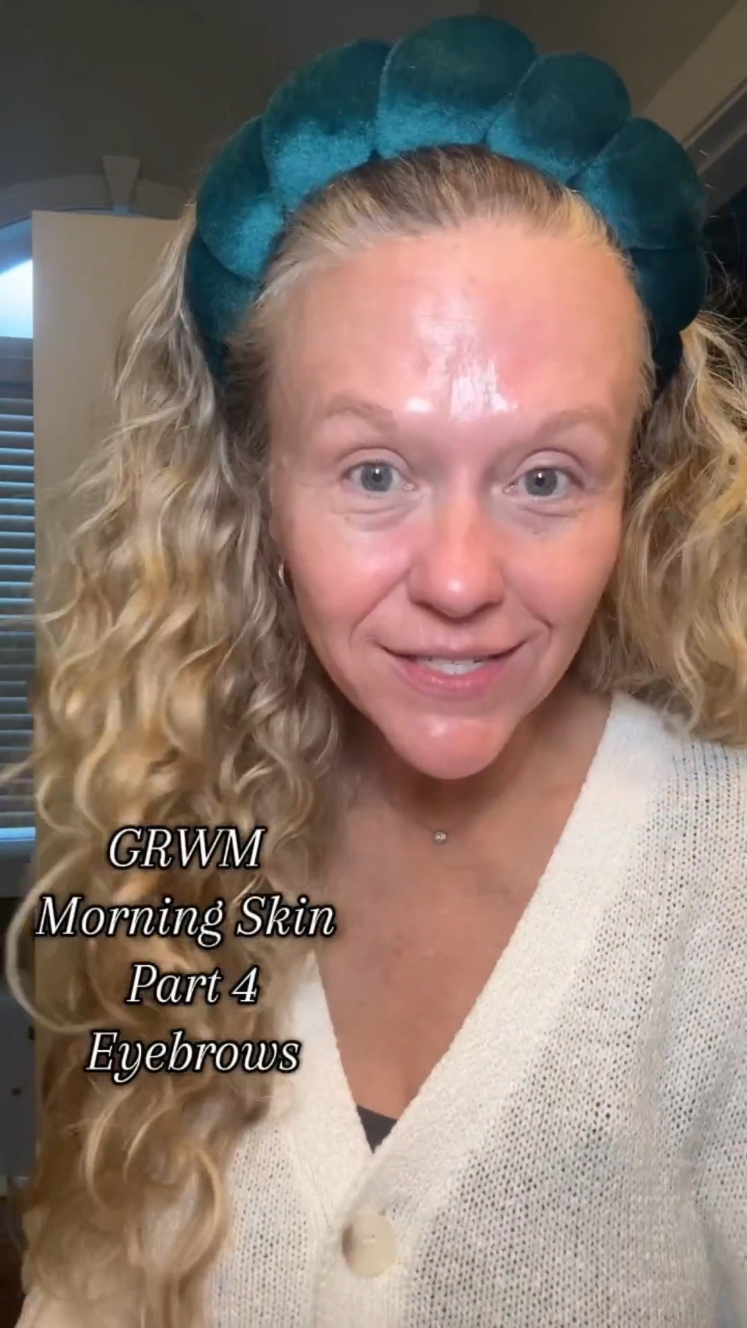 #GRWM my morning skincare routine as a 51 year old women.  I’ve been using DRMTLGY and Tarte products for years.  Sharing an impromptu 7 part series of the products I used today - which is the same as most days.  Leave me a comment & let me know your favorite product from either of these brands.

#skincare #makeup #tarte #drmtlgy #over50 #matureskin #midlife

#LTKBeauty #LTKOver40