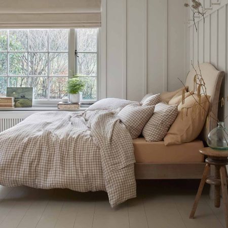 I am loving this neutral gingham bedding!!

It comes in a bundle set or sheet set or you can purchase individual sheets, a duvet cover or just a set of pillowcases.


#ginghambedding #neutralbedding #linenbedding
 


#LTKSeasonal #LTKhome
