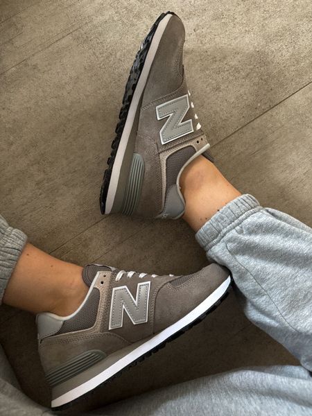 My favorite new balance! The most comfy, neutral basic shoe!












New Balance, New Balance Shoes, Sneakers, Comfy Style, Comfy, Shoes, Women’s shoes, fashion, fashion trends

#LTKitbag #LTKshoecrush #LTKstyletip