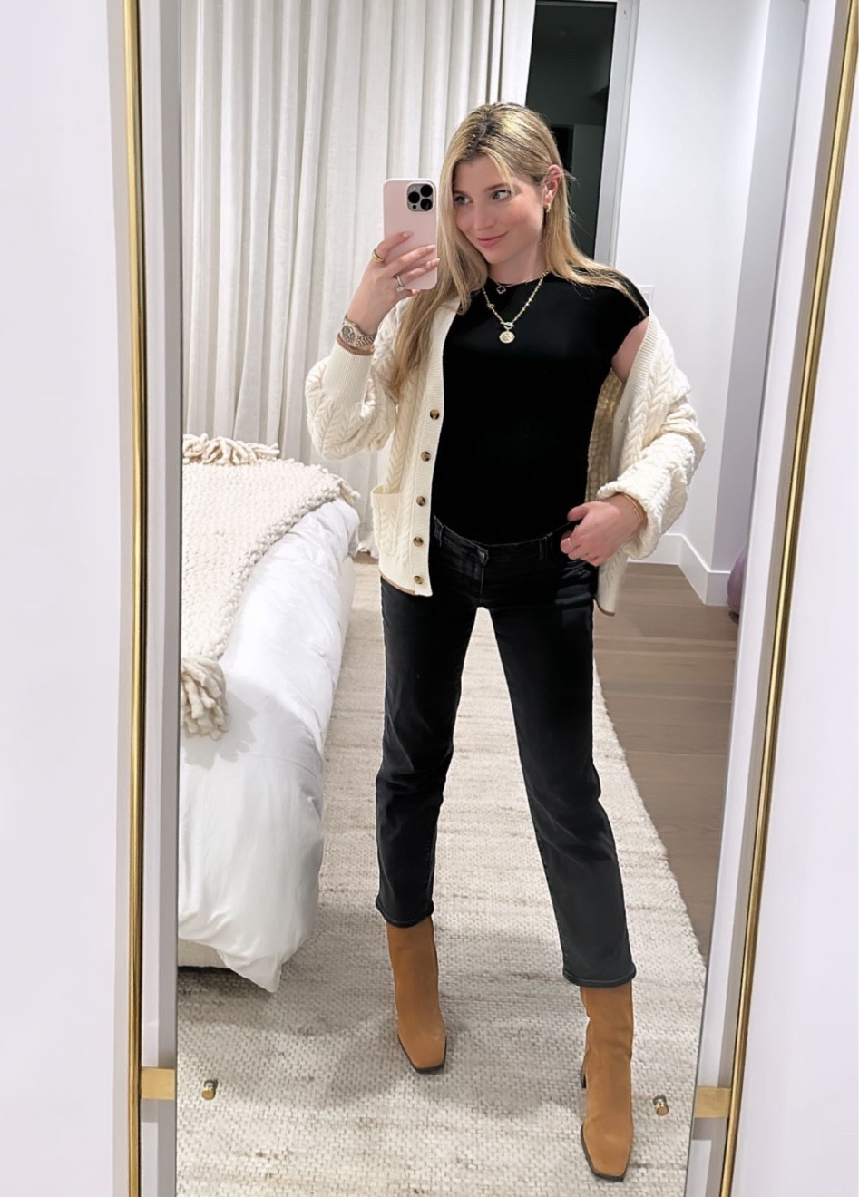 Bump style for a casual night out 🤍

#LTKbump #LTKunder100 #LTKfit