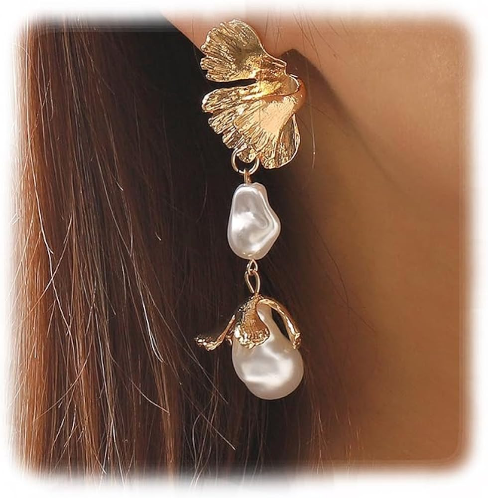 YERTTER Vintage Shell Crystal Baroque Pearl Dangle Earrings Pearl Drop Earrings Women Statement E... | Amazon (US)