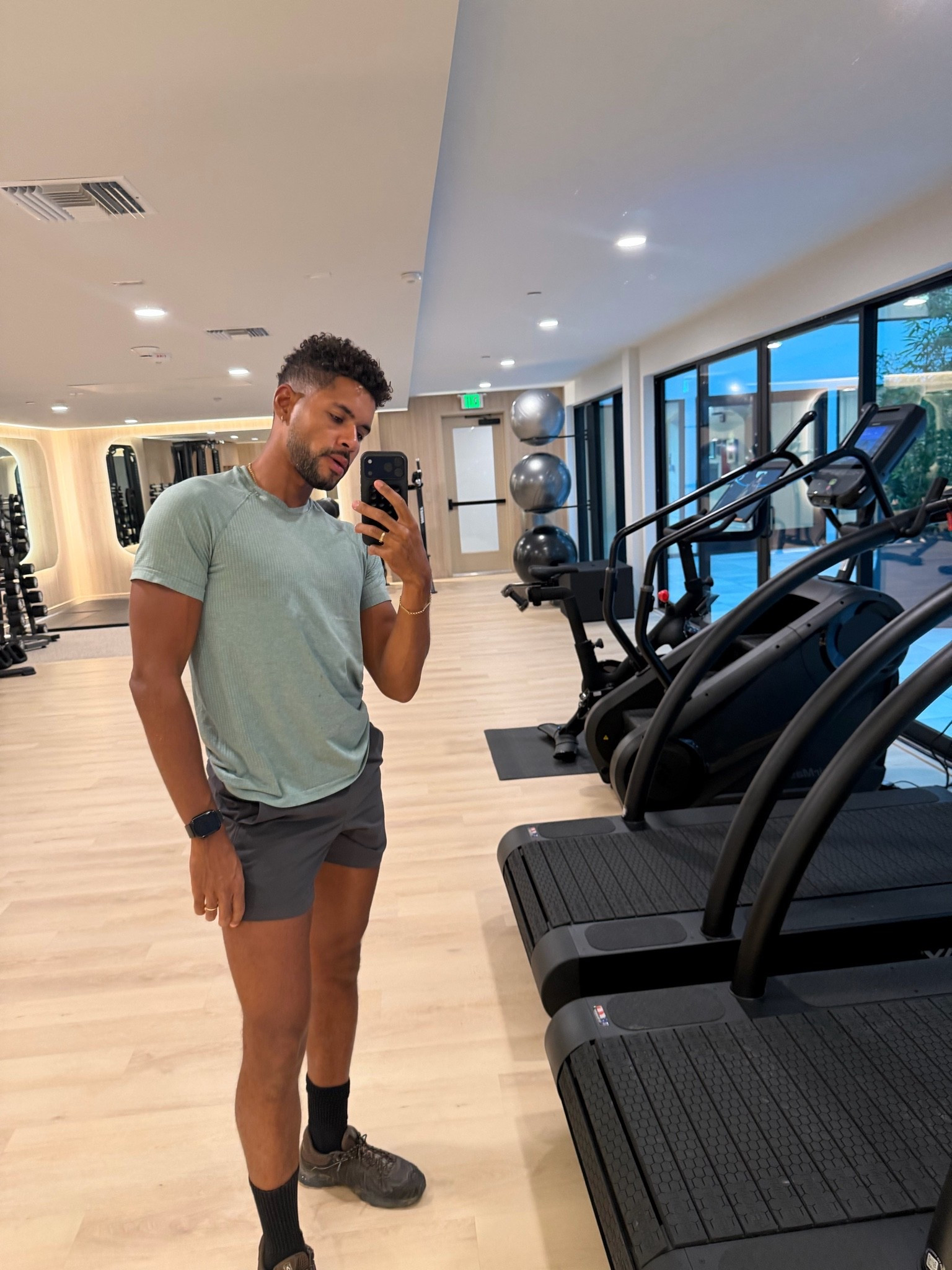morning gym sessions

#LTKMens #LTKmorningroutine