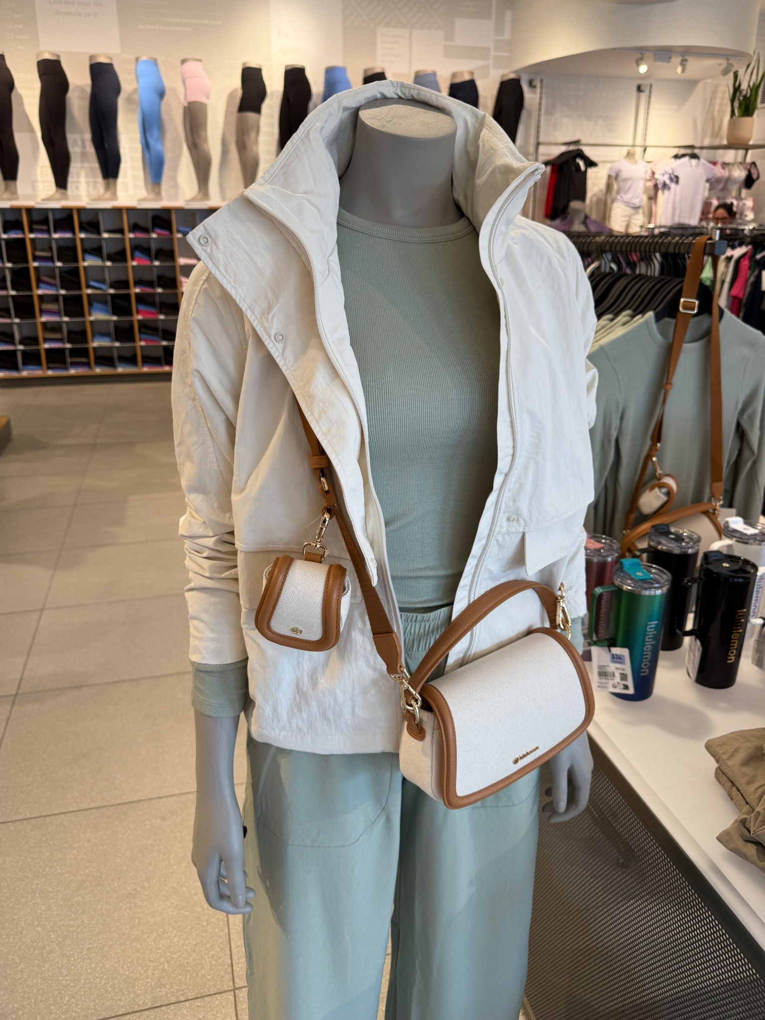 Wanted this whole outfit at Lulu 😍 linked some other things I was eyeing too!

#LTKStyleTip #LTKActive