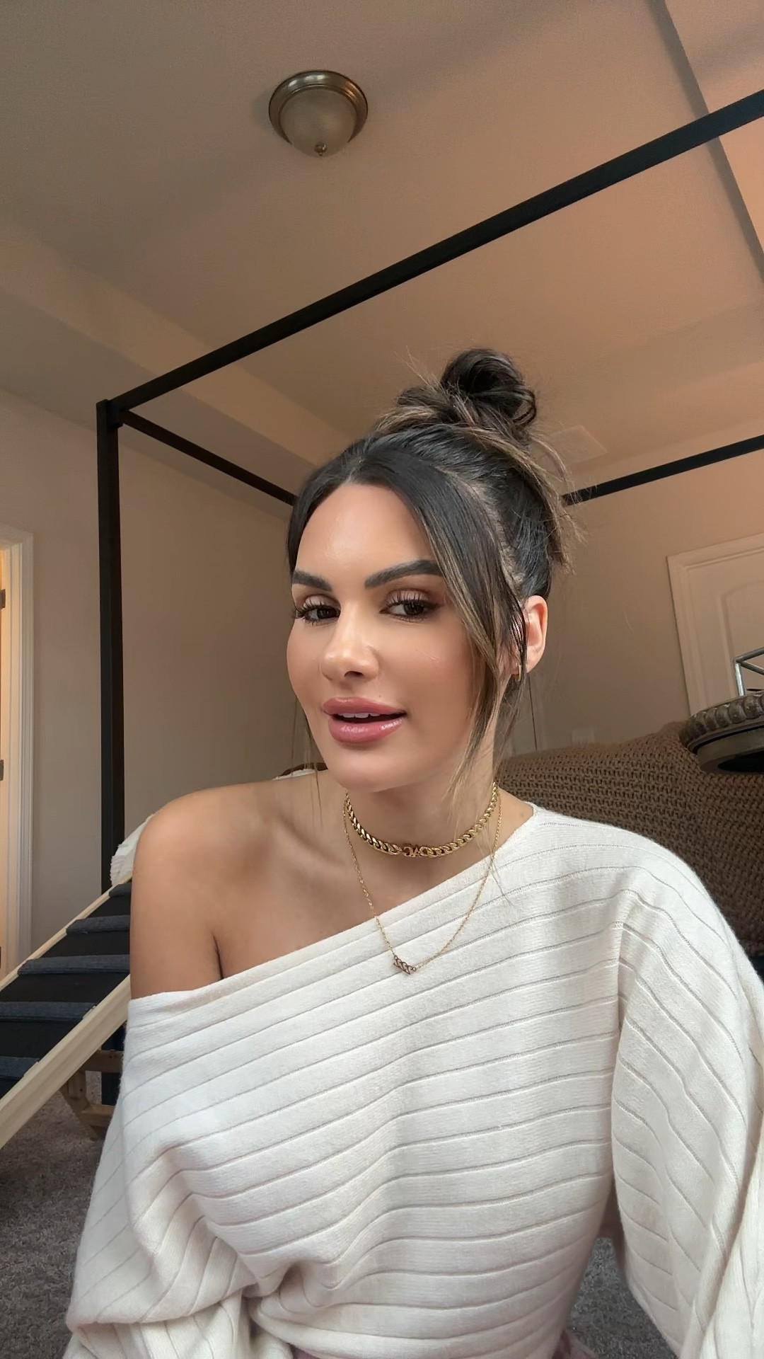 This exact one is old and sold out but I linked similar 

#LTKSeasonal #LTKStyleTip #LTKFindsUnder50