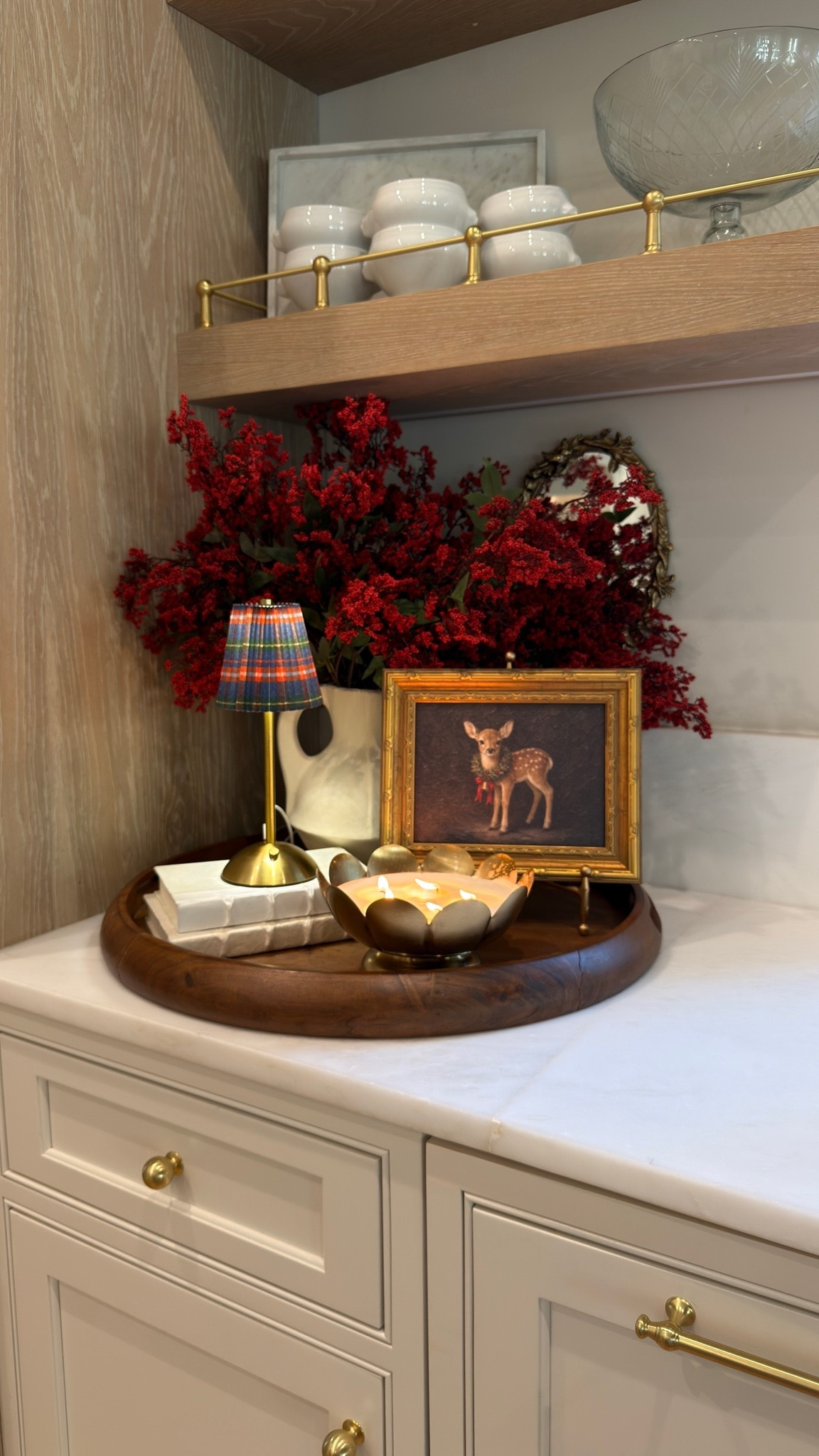 Christmas centerpiece

#LTKSeasonal #LTKHome