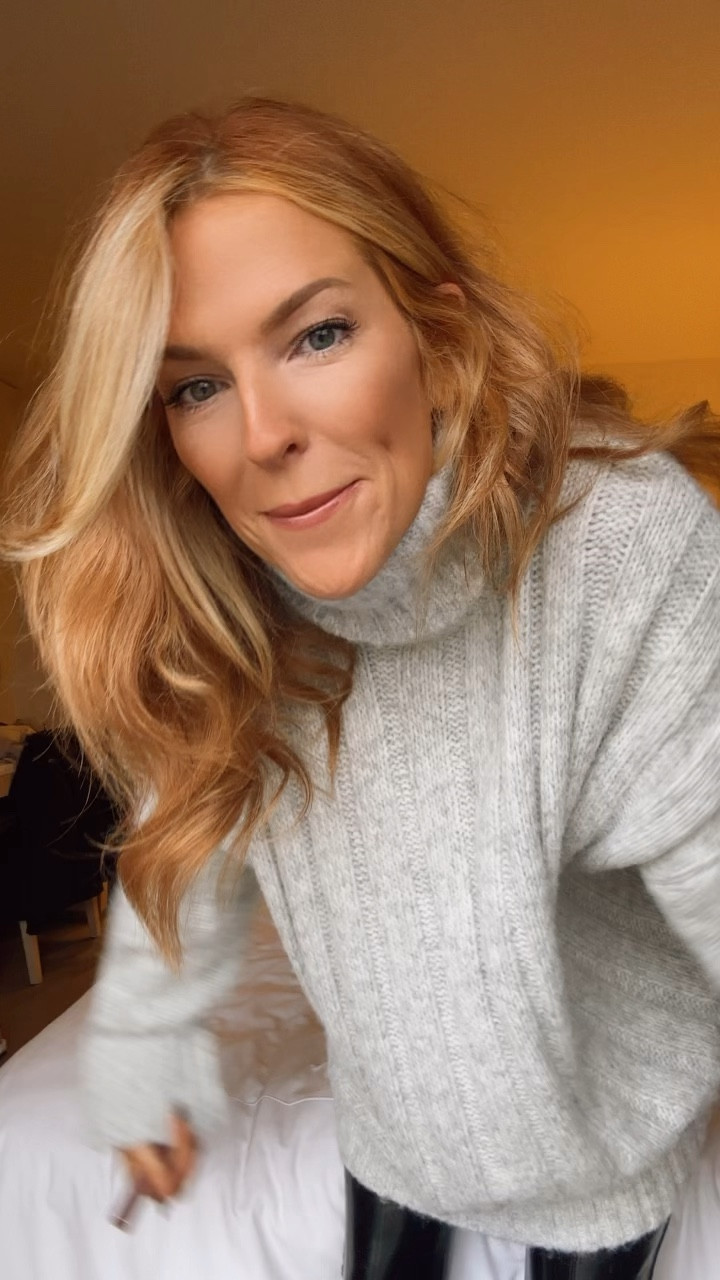 Casual winter outfit 

#LTKsalealert #LTKSeasonal