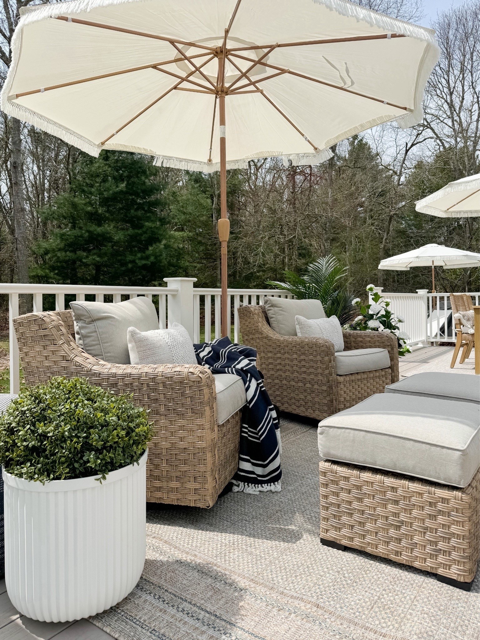 Outdoor Patio Styling 

Home  Home decor  Home favorites  outdoor styling  outdoor patio  patio styling  outdoor decor 
Outdoor furniture  patio furniture  coastal home decor  coastal home

#LTKSeasonal #LTKHome