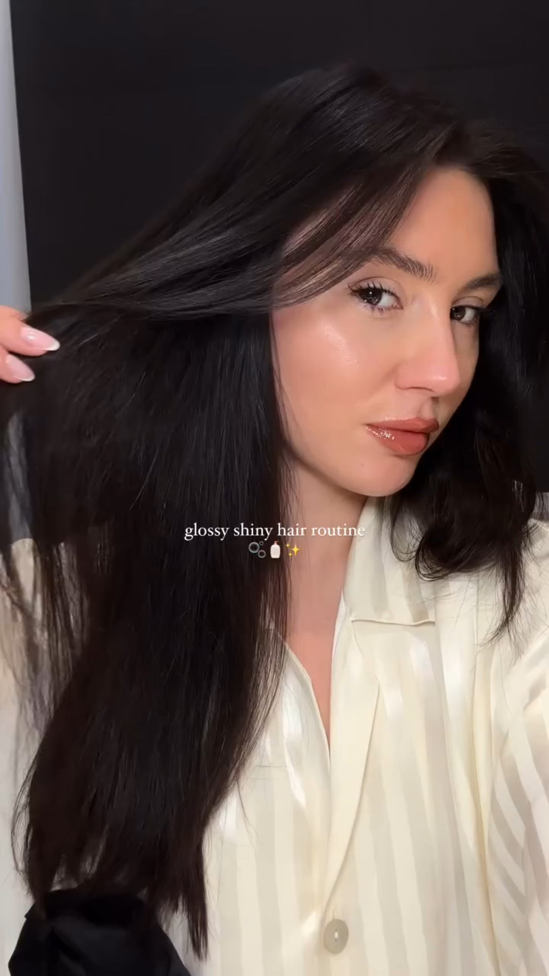 Glossy shiny hair routine 💆‍♀️

#LTKbeauty #LTKstyletip #LTKdeutschland