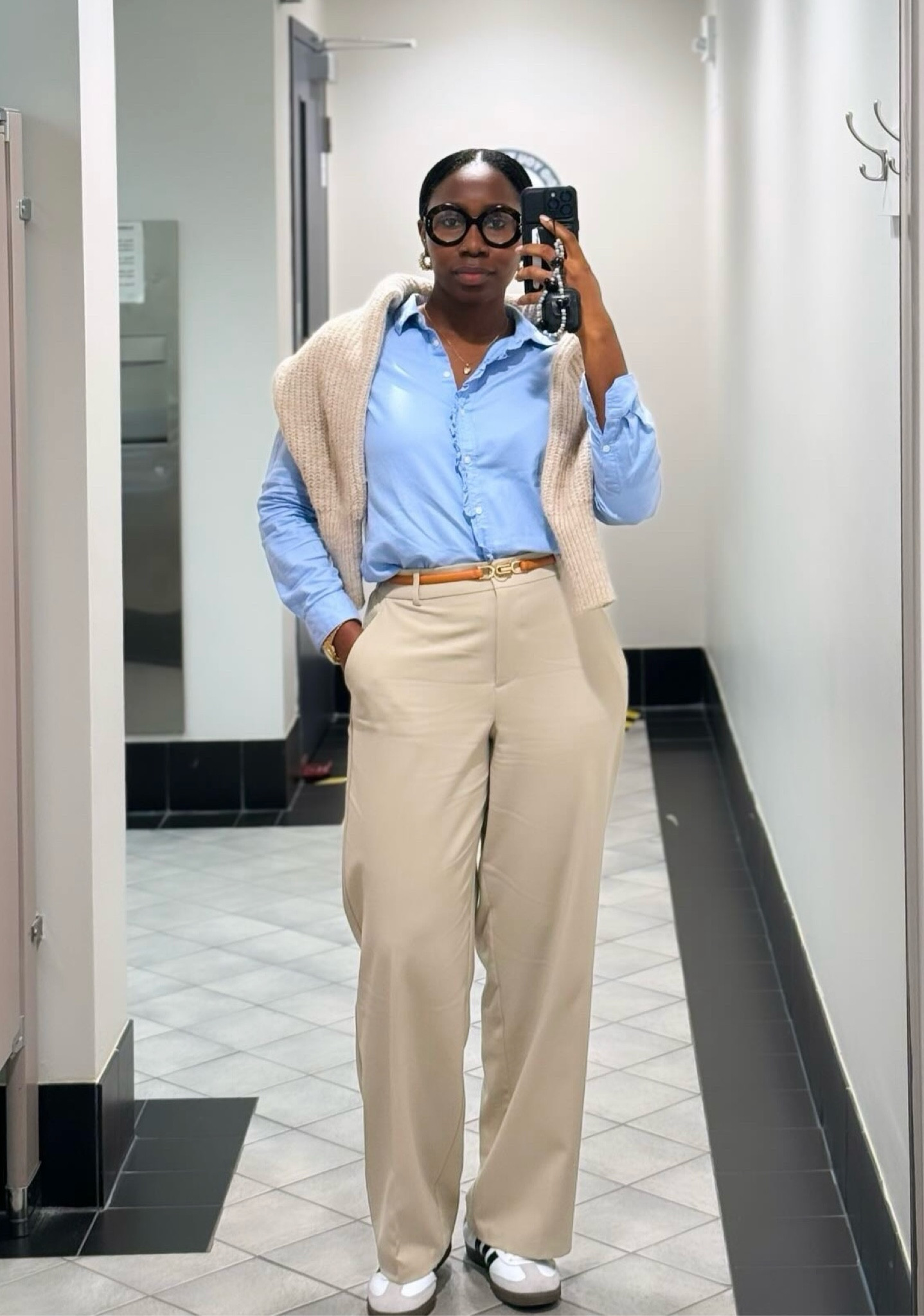 Pants for days 😻

#NudePants #BlueShirts #WorkWear #WorkFashion #WorkStyle 

#LTKworkwear #LTKcanada #LTKspring