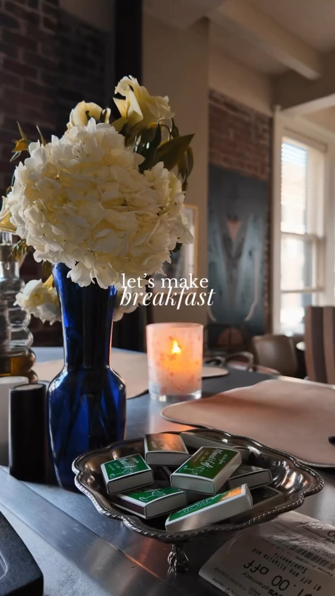 I tried chia seed pudding and didn’t die?! 😅 so glad I didn’t try any other recipes because this one was perfect.

CHIA PUDDING
•1/3 cup chia seeds
•1 cup unsweetened coconut milk
•1 cup Greek yogurt
•1 tbsp maple syrup
•1 tsp vanilla bean paste

-Combine and let sit for half an hour, stirring at 15 minutes to incorporate seeds.

-Refrigerate overnight and enjoy with toppings of choice (pictured with strawberries, granola, and peanut butter) #healthybreakfast