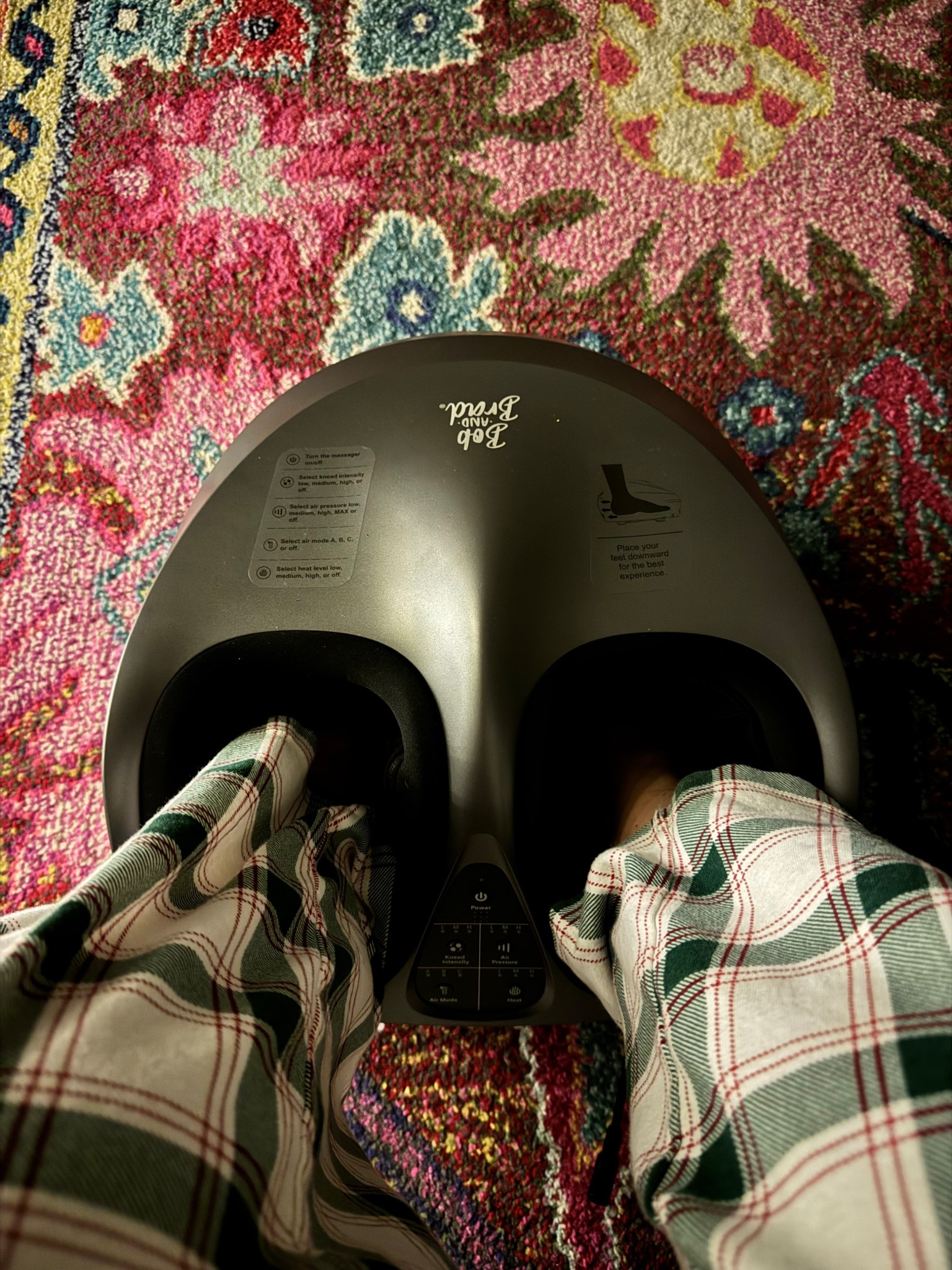 This incredible foot massager is one of the best things I’ve ever done for myself in terms of self care! After a super long day moming and doing all the things, it’s the most comforting way to relax and decompress! 

It massages while it compresses/squeezes and also has a cool and heat functions!! Hands down best massage of my life! 


#LTKBeauty #LTKGiftGuide