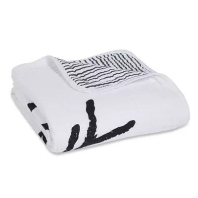 aden + anais® Lovestruck Classic Dream Blanket in Black/White | Bed Bath & Beyond