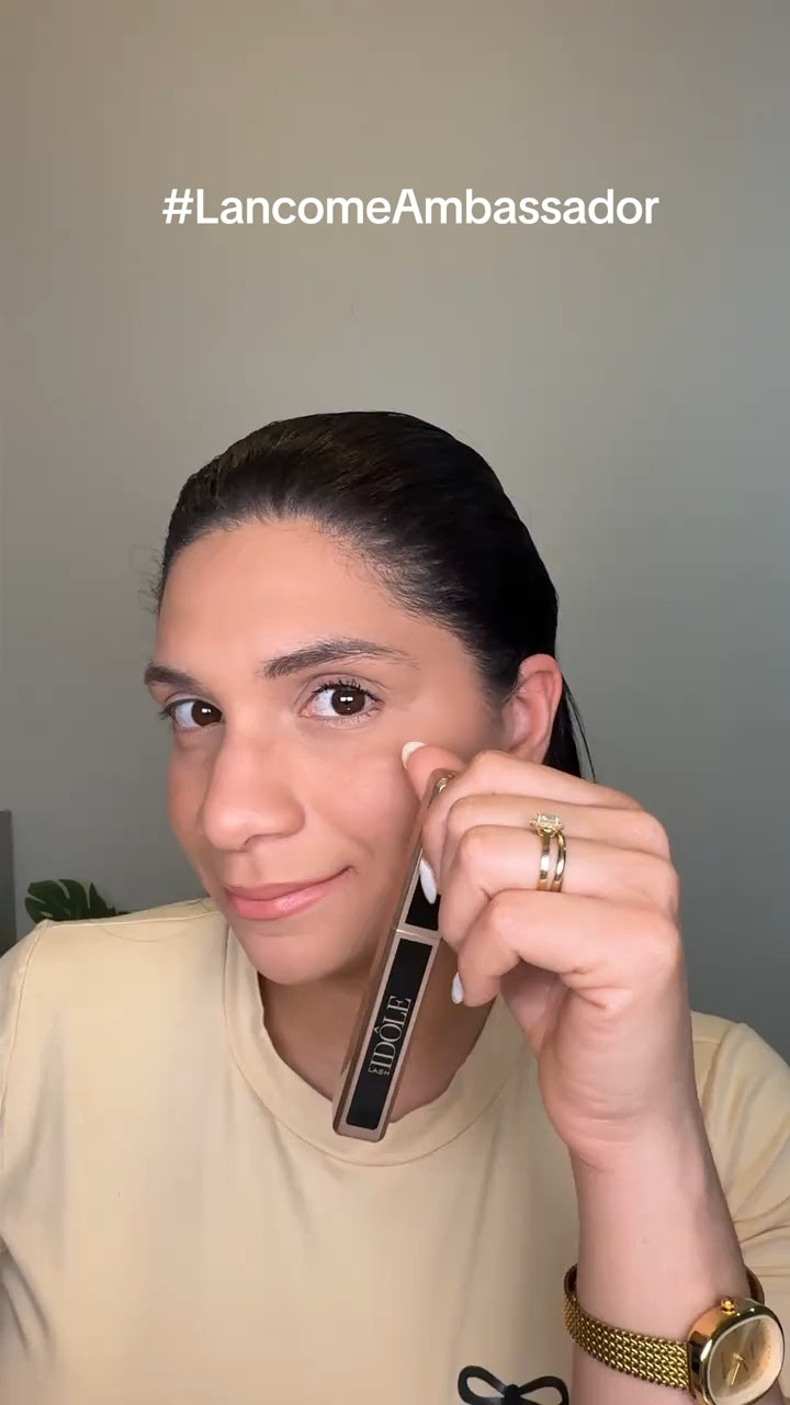 Este producto se queda en mi rutina. Me asocie con @lancomeofficial y me enviaron las máscara melter, estoy en shock de lo fácil que es remover la máscara, aveces prefería no usar máscara solo por la pesadilla de quitármela. #LOrealistar #LancomeAmbassador #lancomelashes

#LTKBeauty