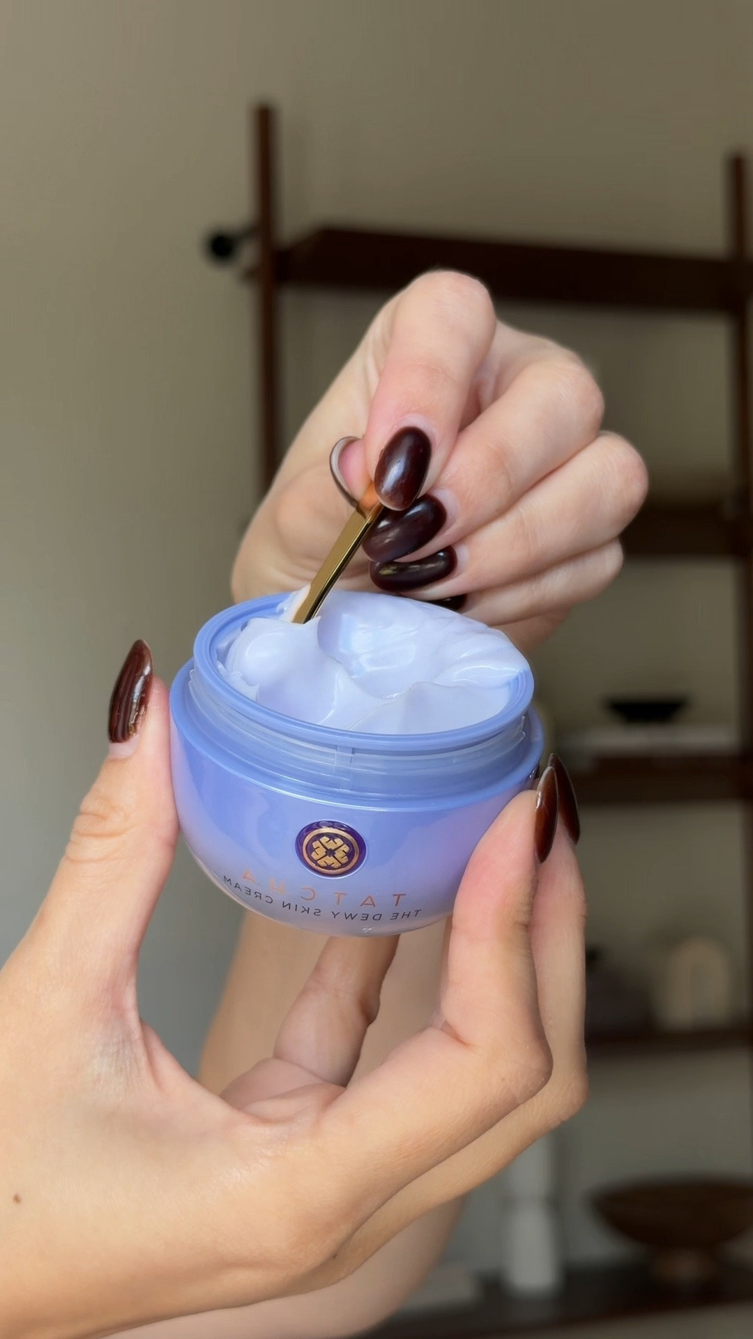 DISCOUNT CODE: FRIEND26 for 20% off

Skincare that will save and repair your dry skin! Loving this combo I got from @Tatcha 🥹 this routine definitely locks in moisture all day long, protect from the sun and gives you that dewy skin look we all love!

#LTKBump #LTKBeauty #LTKmorningroutine