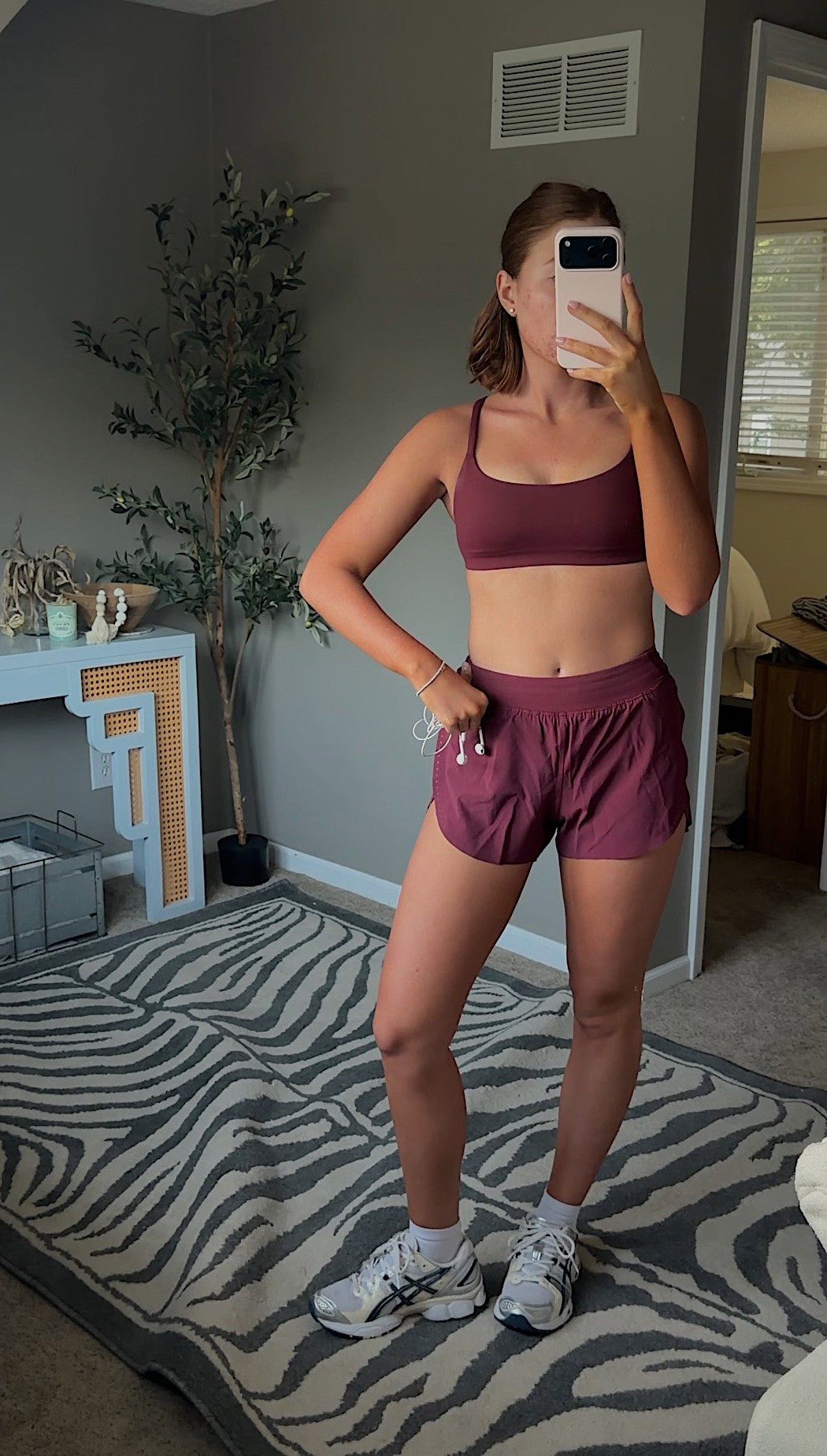 Size 2 sports bra & XS shorts!

#LTKootd #LTKdayinmylife #LTKActive