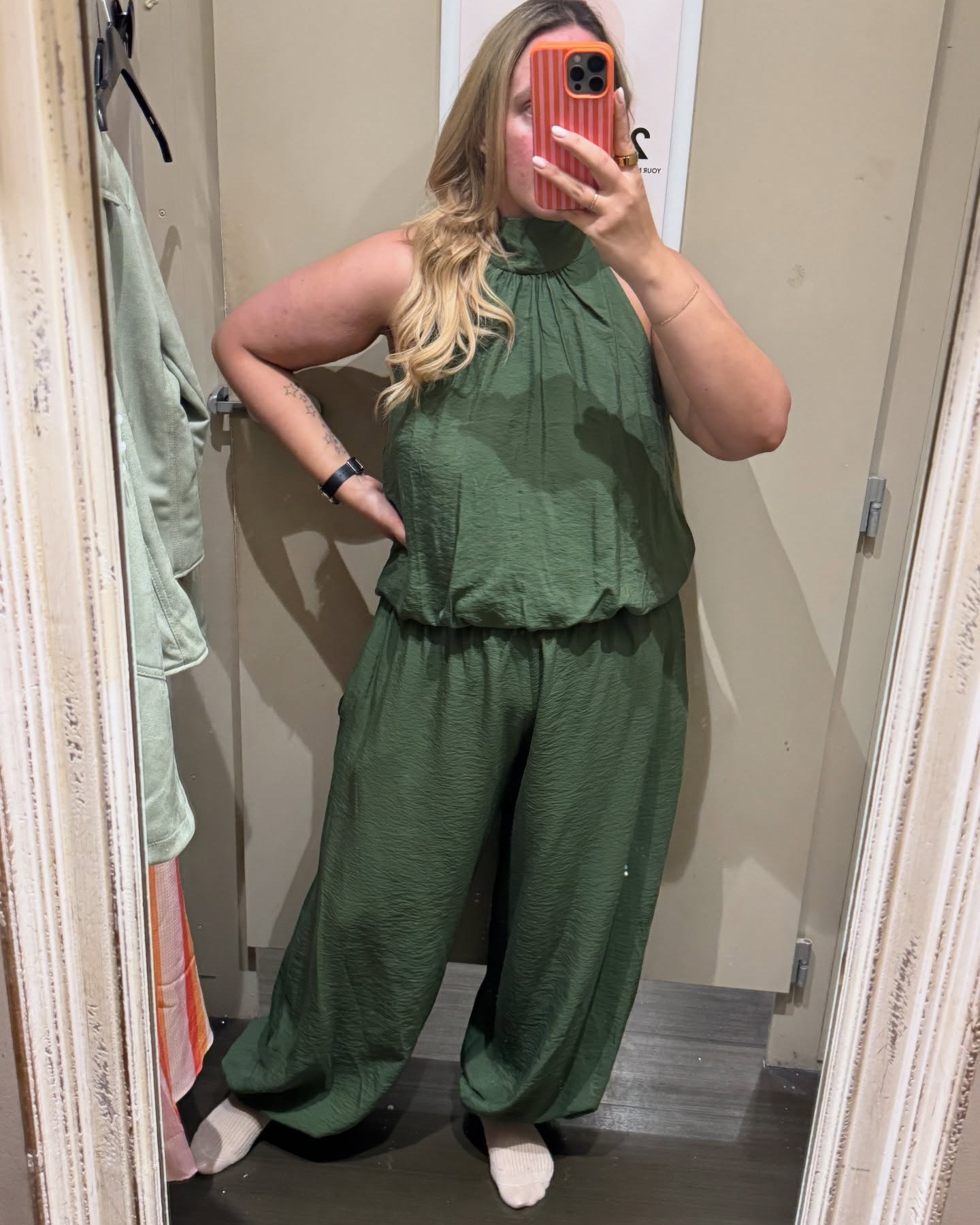 A mixed bag for my @newlook in store try on. 

I loved the green set (it also comes in pink, loved the jacket and everything else I was give or take. 

Some resort wear and wedding guest outfits on a midsize size 16

What are your thoughts? 

#newlooktryon #newlooker #thatnewlookfeeling #midsizetryon

#LTKsummer #LTKwedding #LTKmidsize