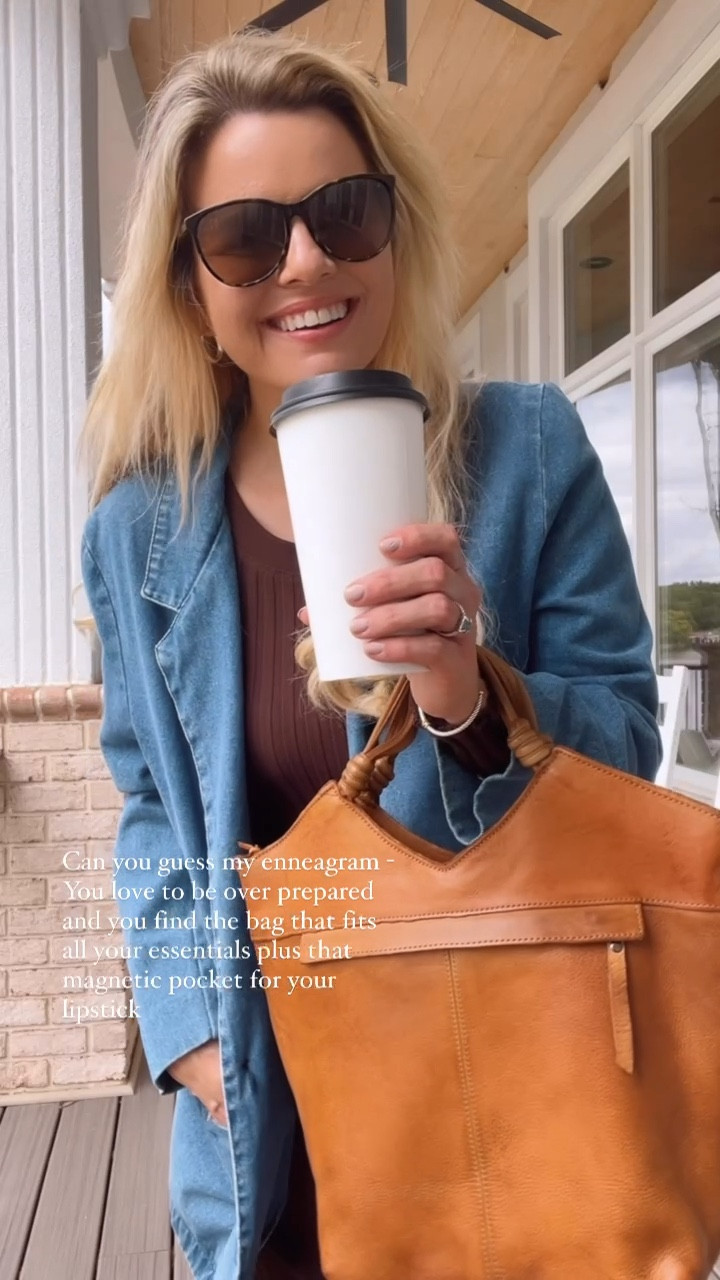 Love this fall outfit and this cute fall bag gifted to me - use code BECKY42788 for 15% off! 

#LTKSeasonal #LTKItBag #LTKVideo