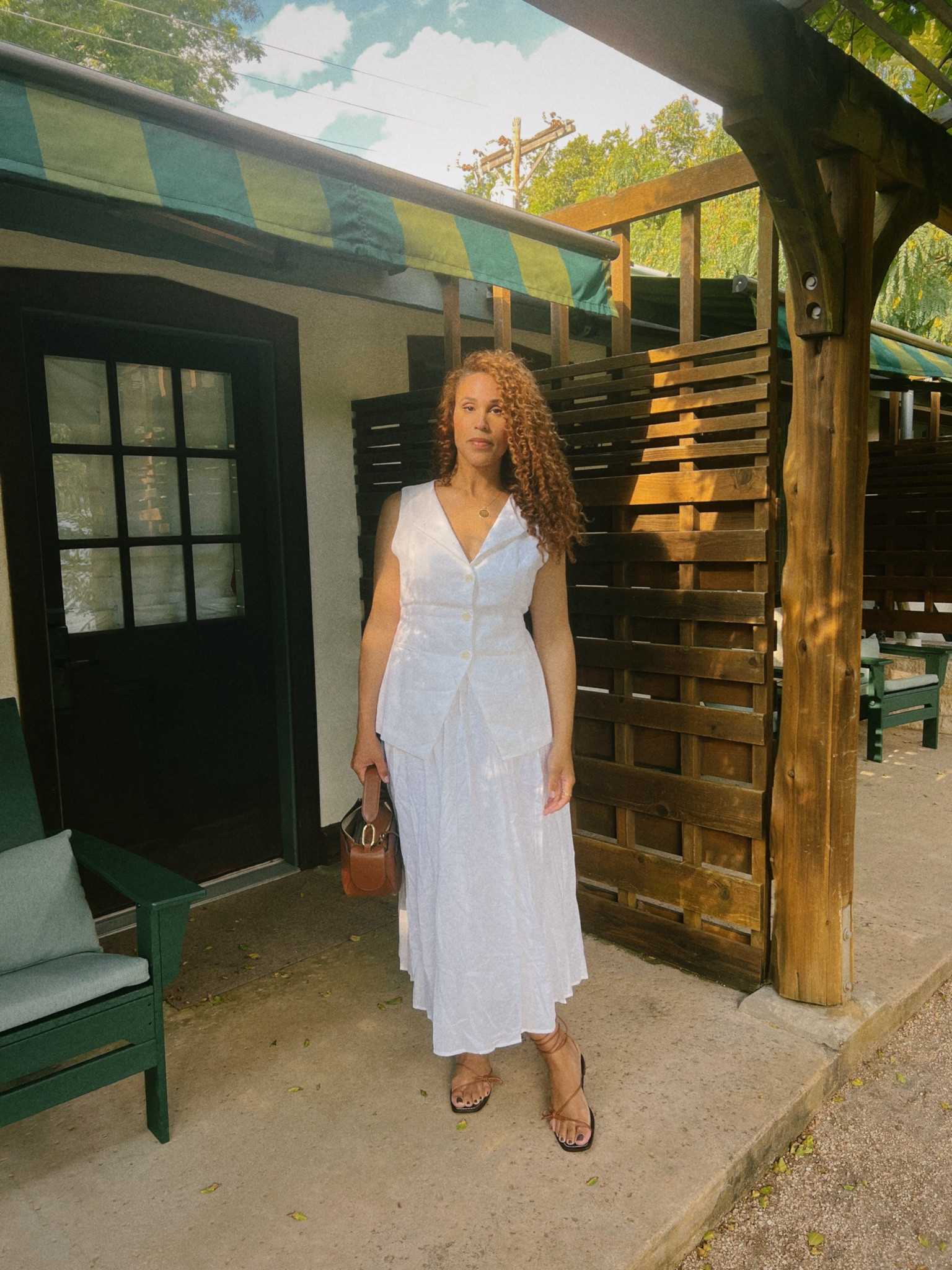 No one does linen quite like Dissh. These sandals absolutely kill my feet as a true size 12 wide squeezing in but I’m no quitter  