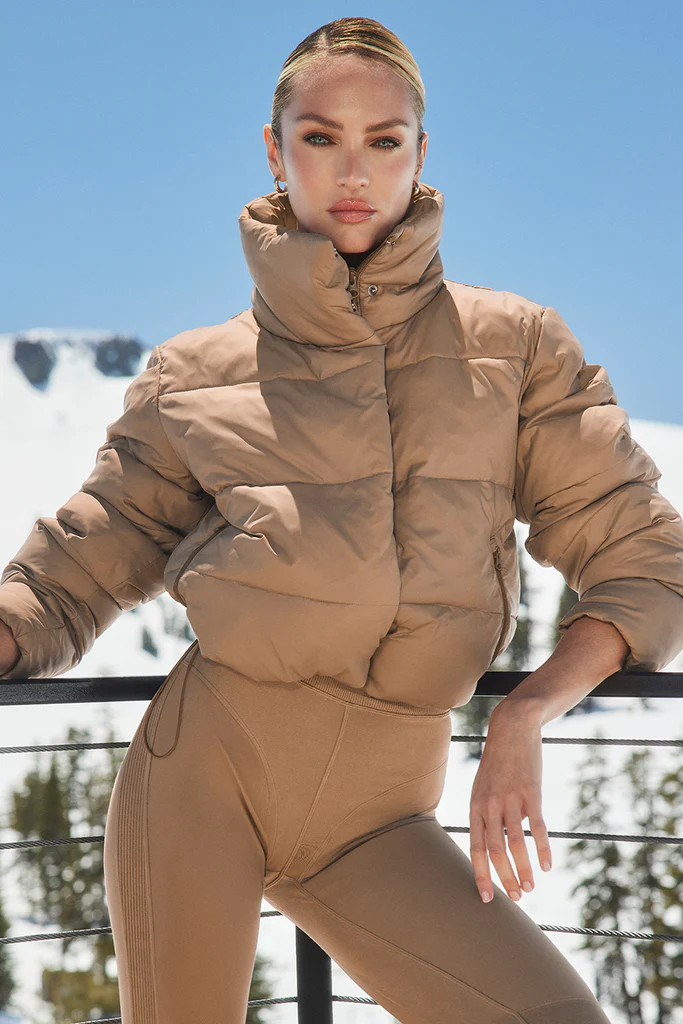 Gold Rush Puffer | Alo Yoga (US)