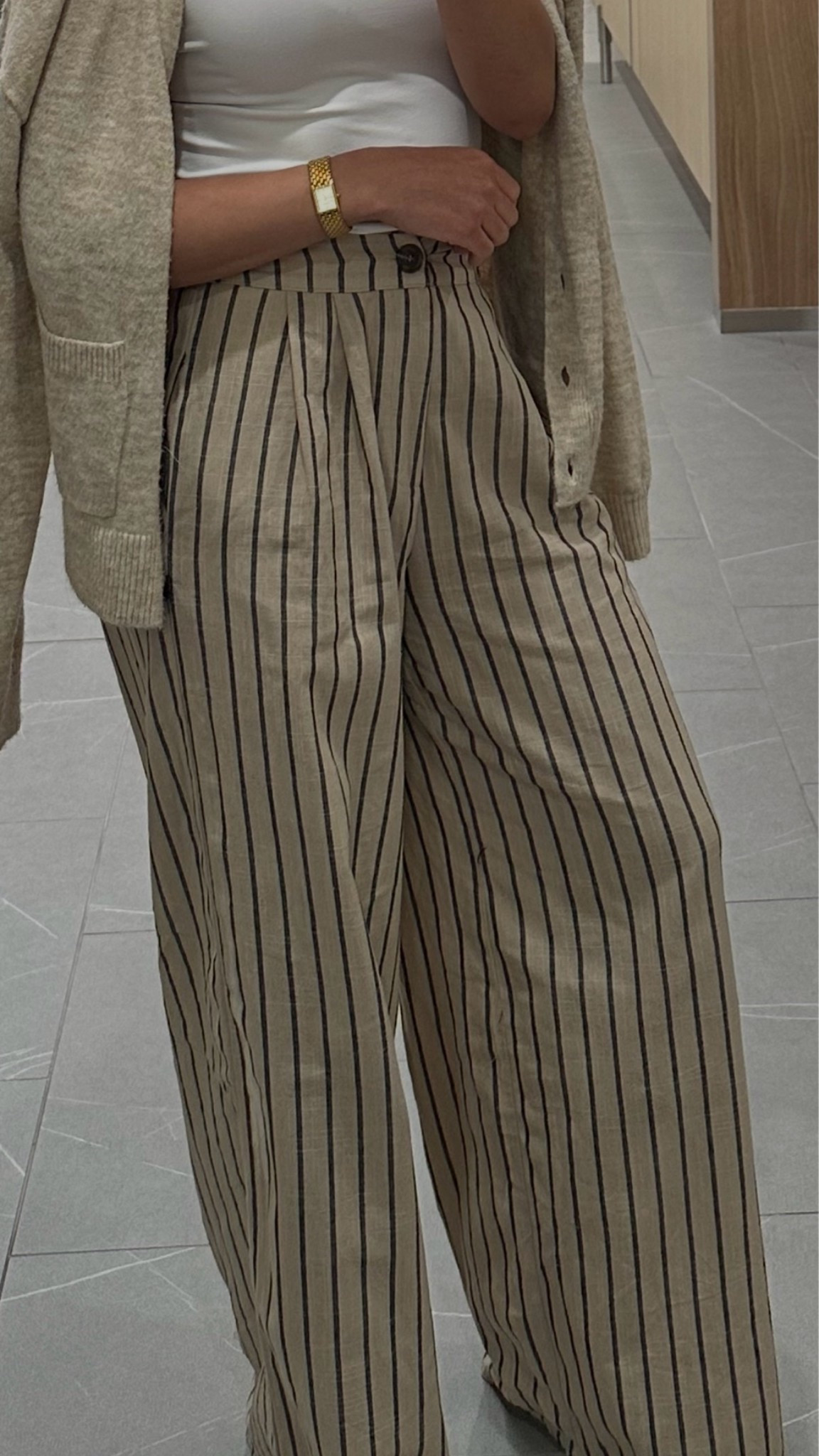 Striped Linen Pants ✨

Pants: FashionNova
Search: Ella Striped Linen Pant - Taupe/combo

#LTKWorkwear #LTKootd