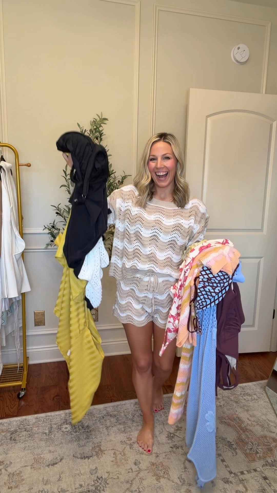 #cupshepartner #cupshe @cupshe #cupshexjessiejamesdecker You can use code Bobbi15 for 15% off $70 USD +
One pieces/ size medium
All bikini tops/ size medium
Bikini bottoms/ size small
All coverups/ size small 