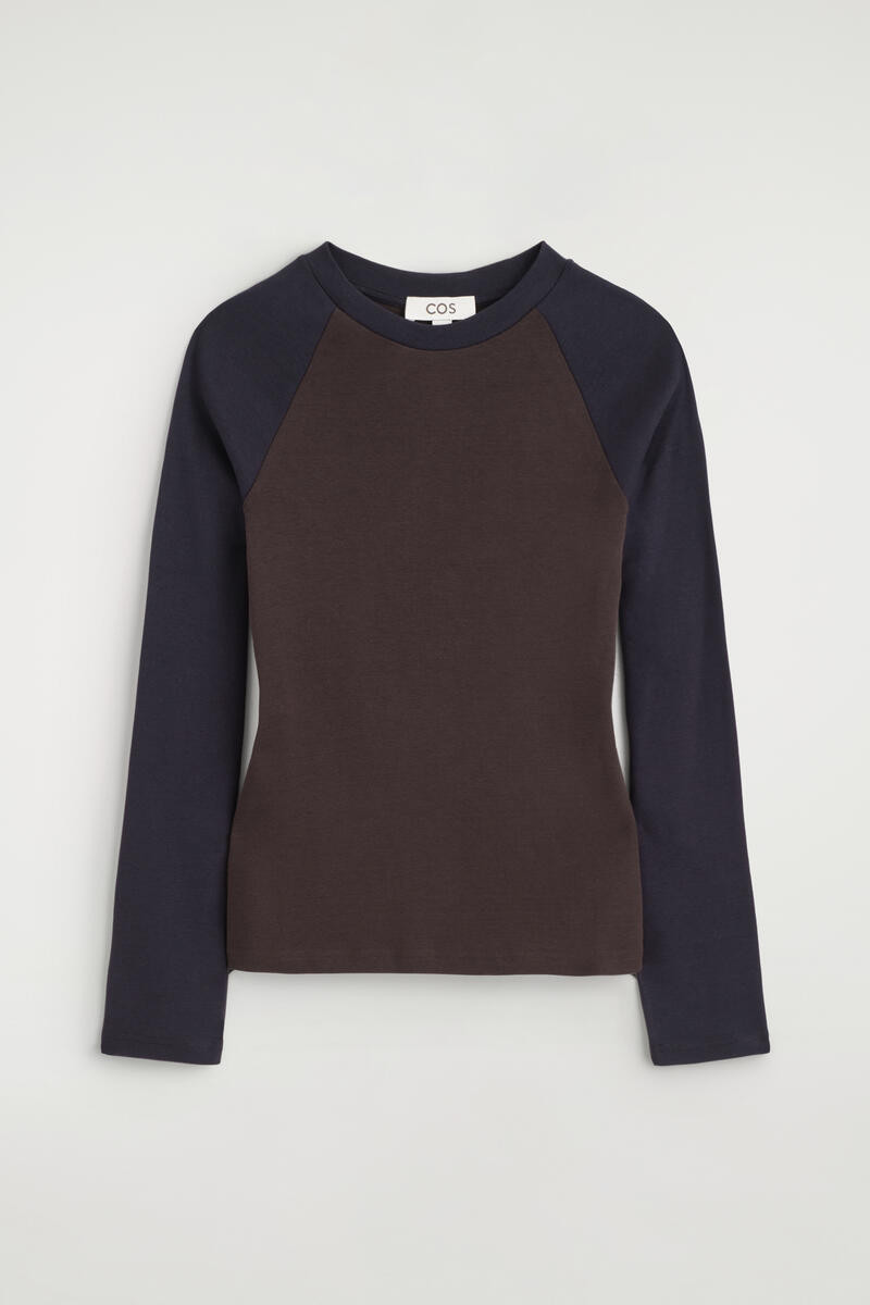Long-Sleeved Cotton Raglan T-Shirt | COS (US)