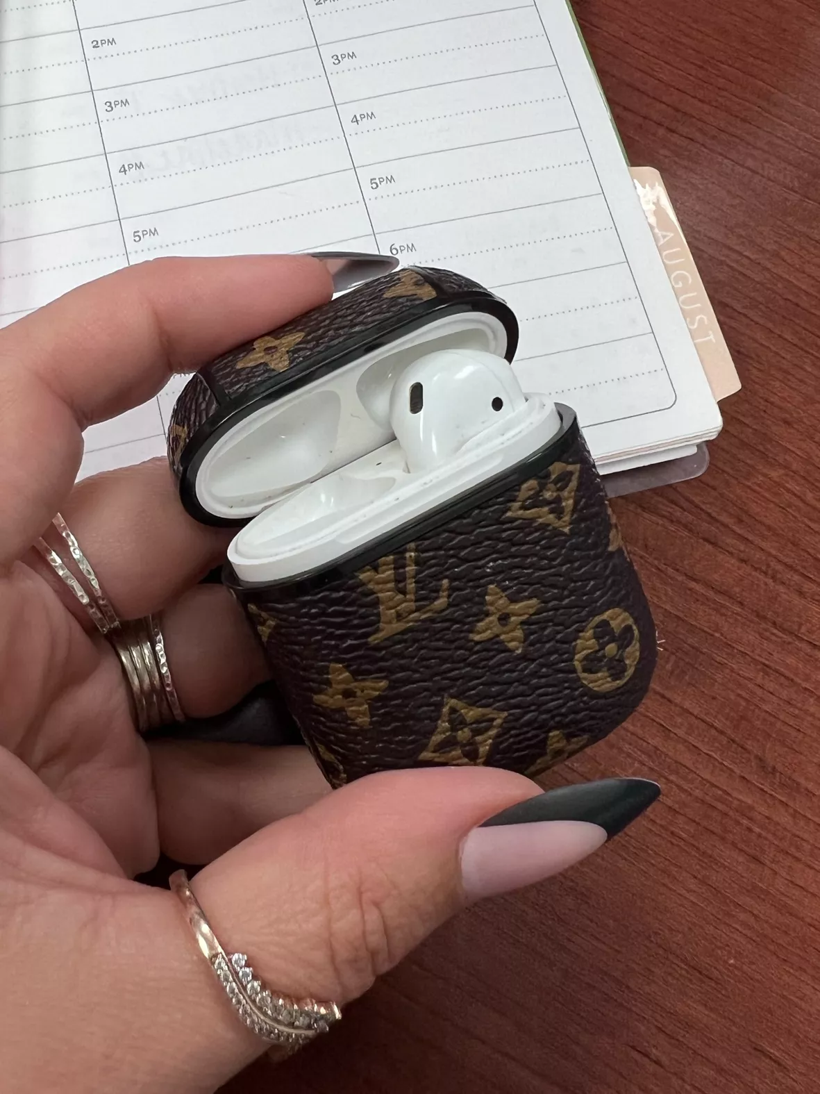 apple airpods 2nd generation case lv