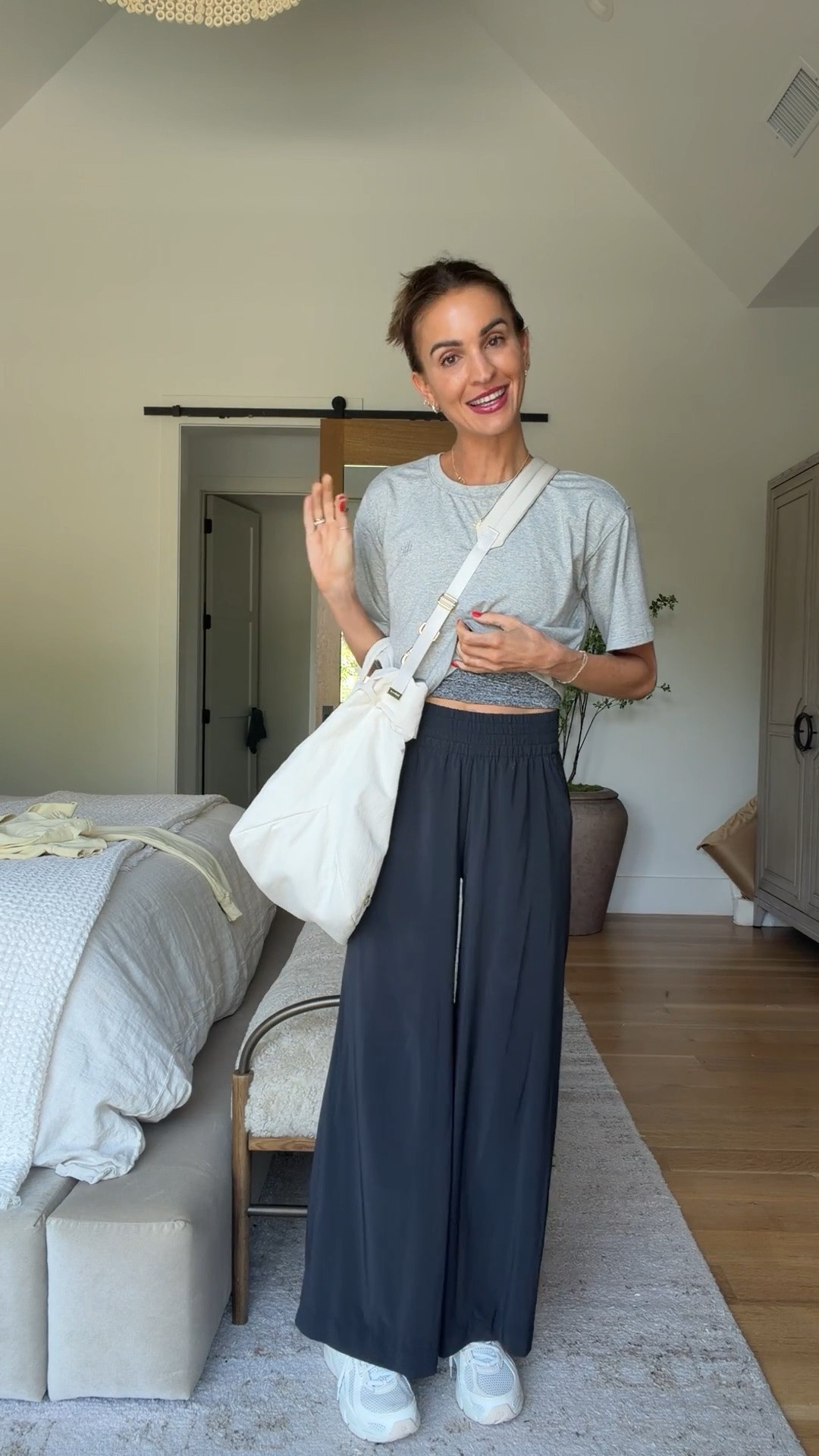 Casual ootd for errands and appointments! 🤍