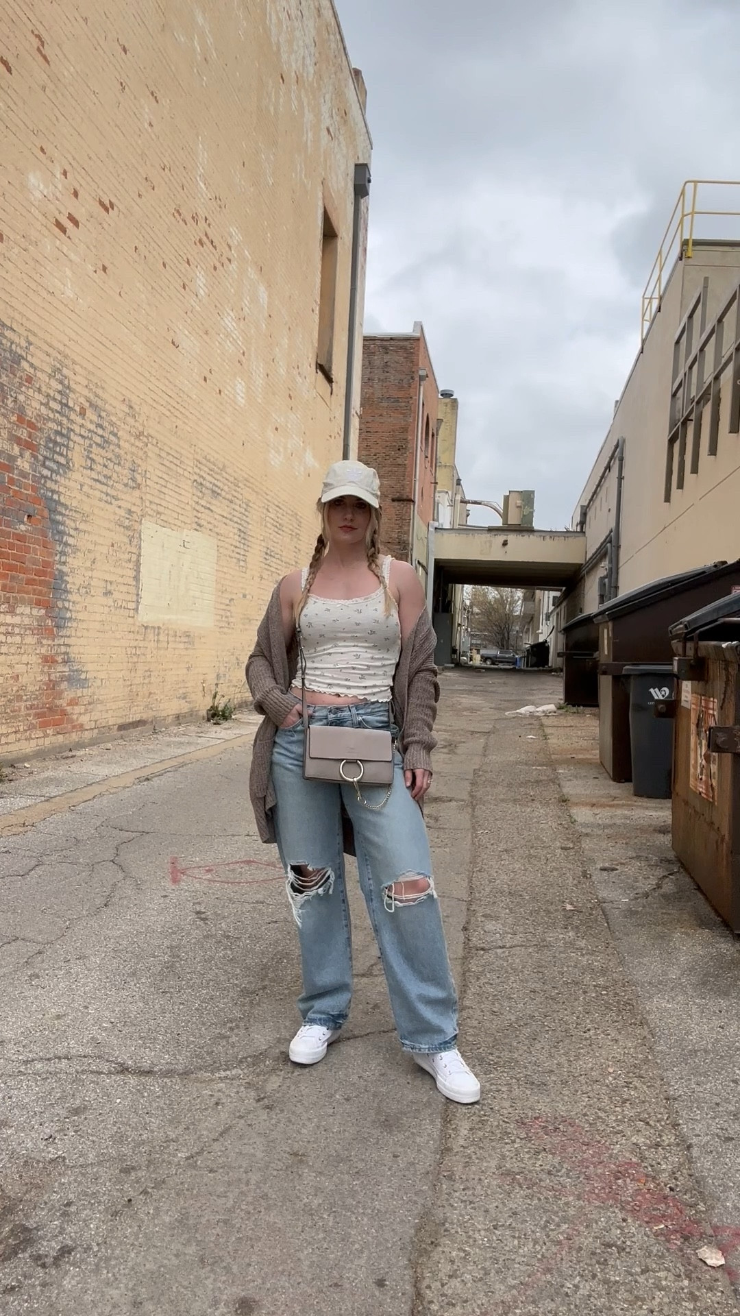 4 ways to style baggy jeans #baggyjeans #loosejeans #ltkdenim 

#LTKstyletip #LTKfindsunder50