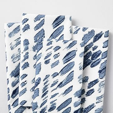 Slanted Dots Napkins (Set of 4) | West Elm (US)