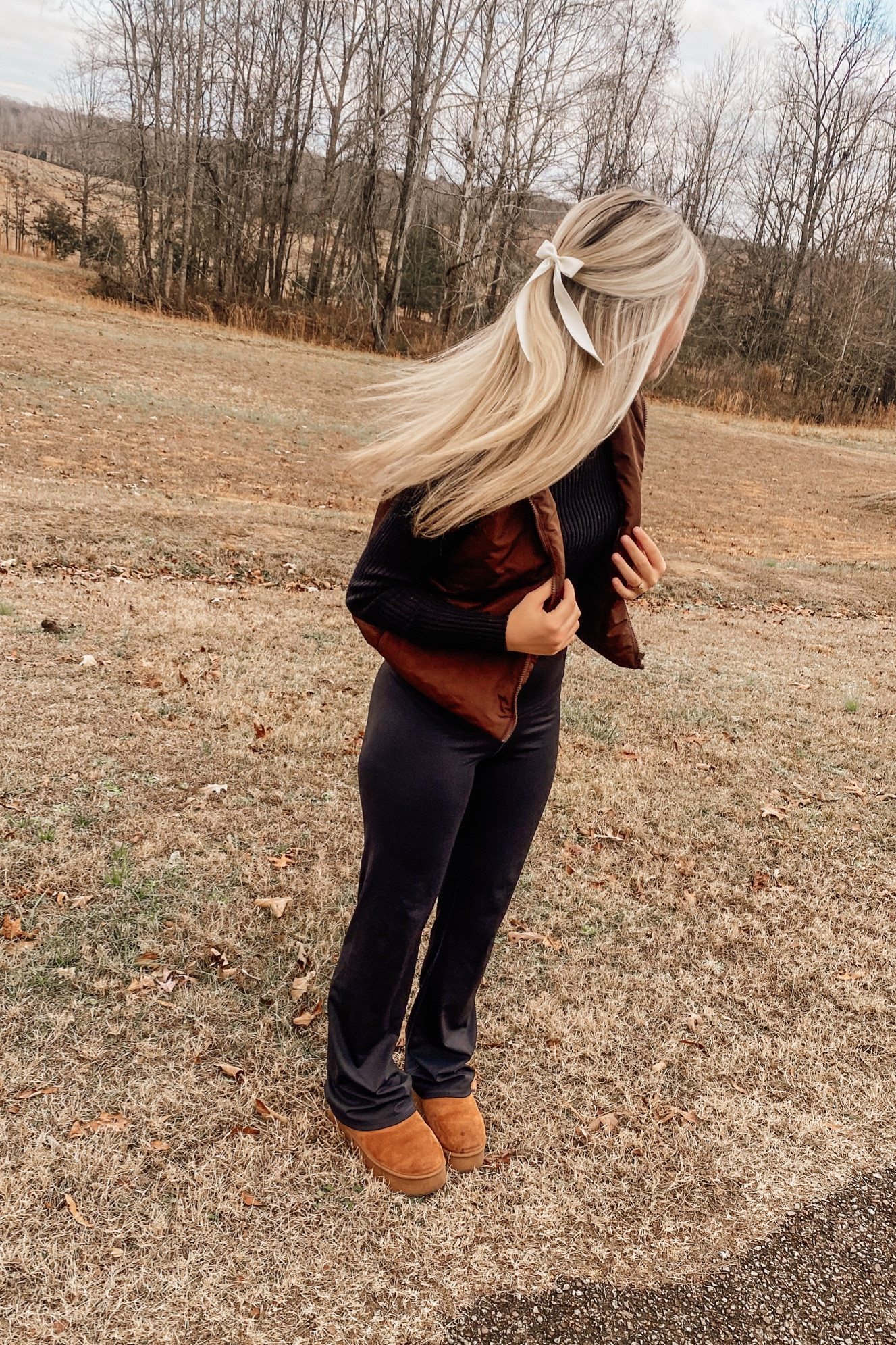 Cute + casual will always be a yes from me🤎
And a bow just makes any outfit complete 🎀🙌🏼

#LTKfindsunder50 #LTKstyletip #LTKSeasonal